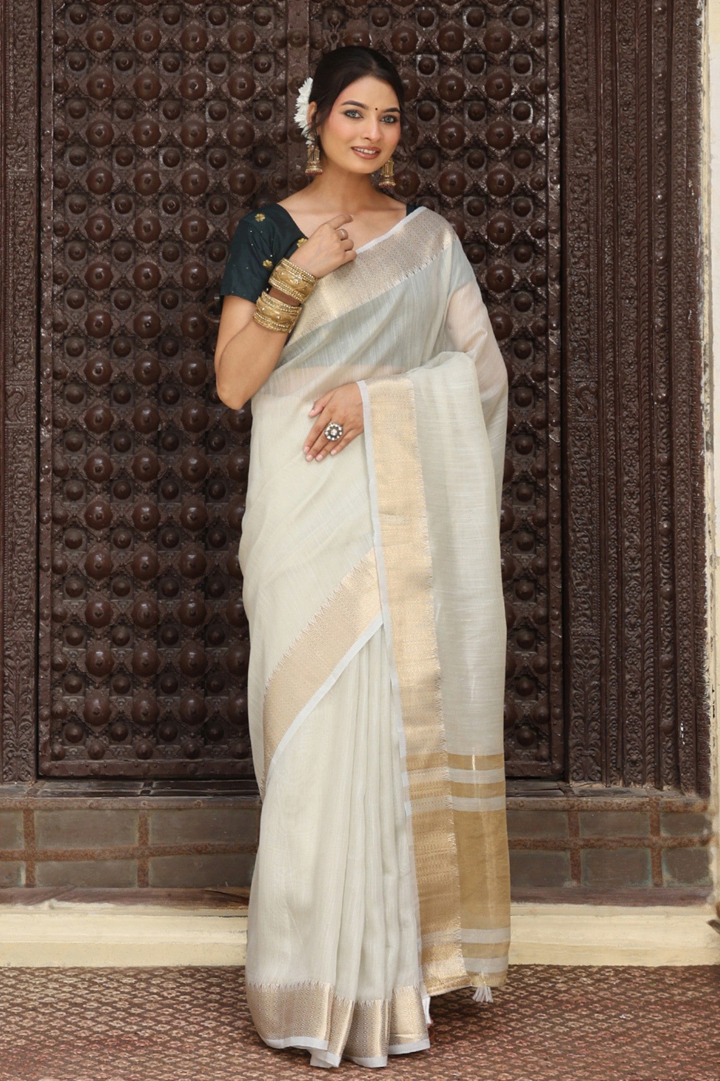 Buy MySilkLove Lace White Woven Cotton Saree Online