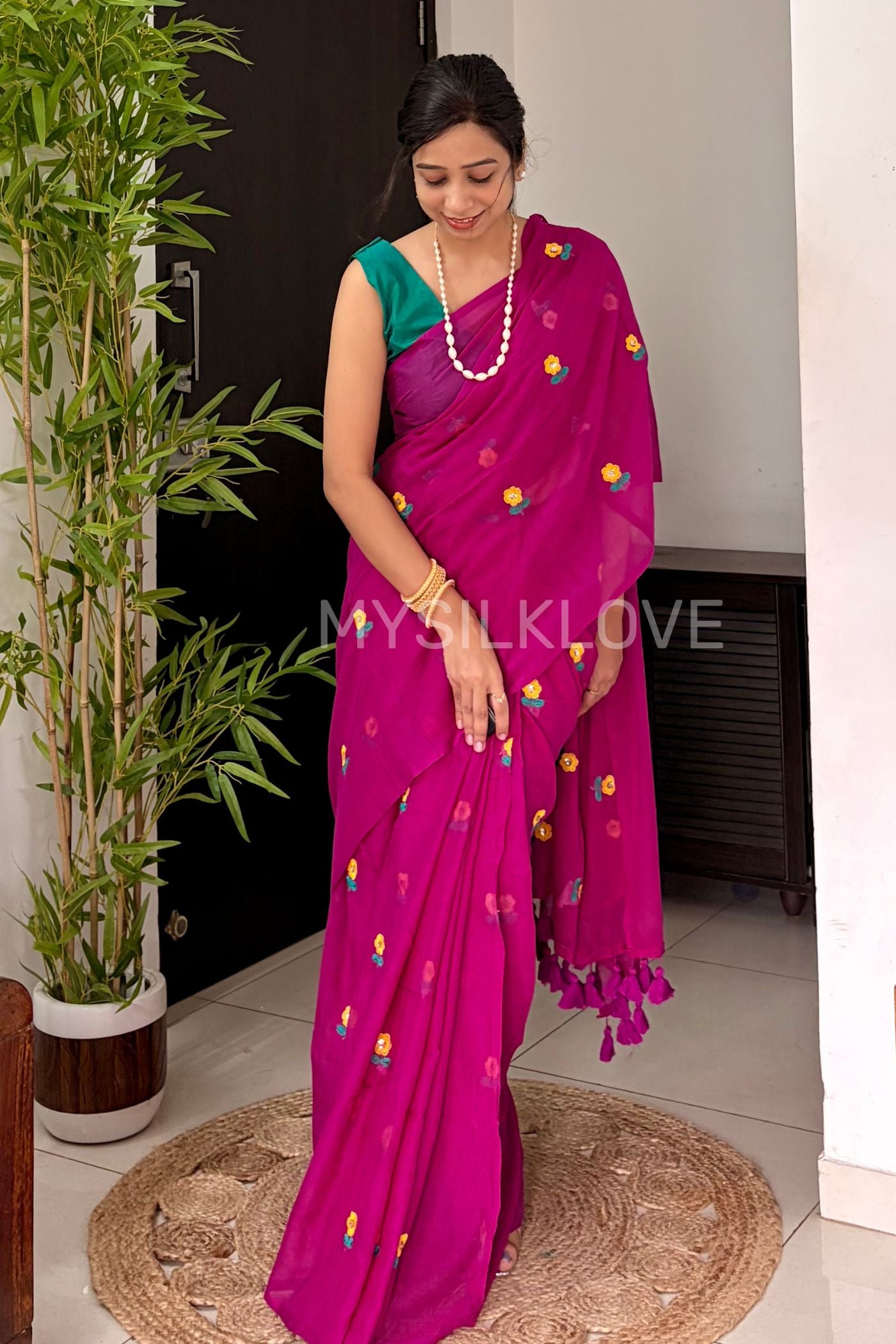 Buy MySilkLove Flamingo Pink Mul Mul Cotton Floral and Sequin Work Woven Saree Online