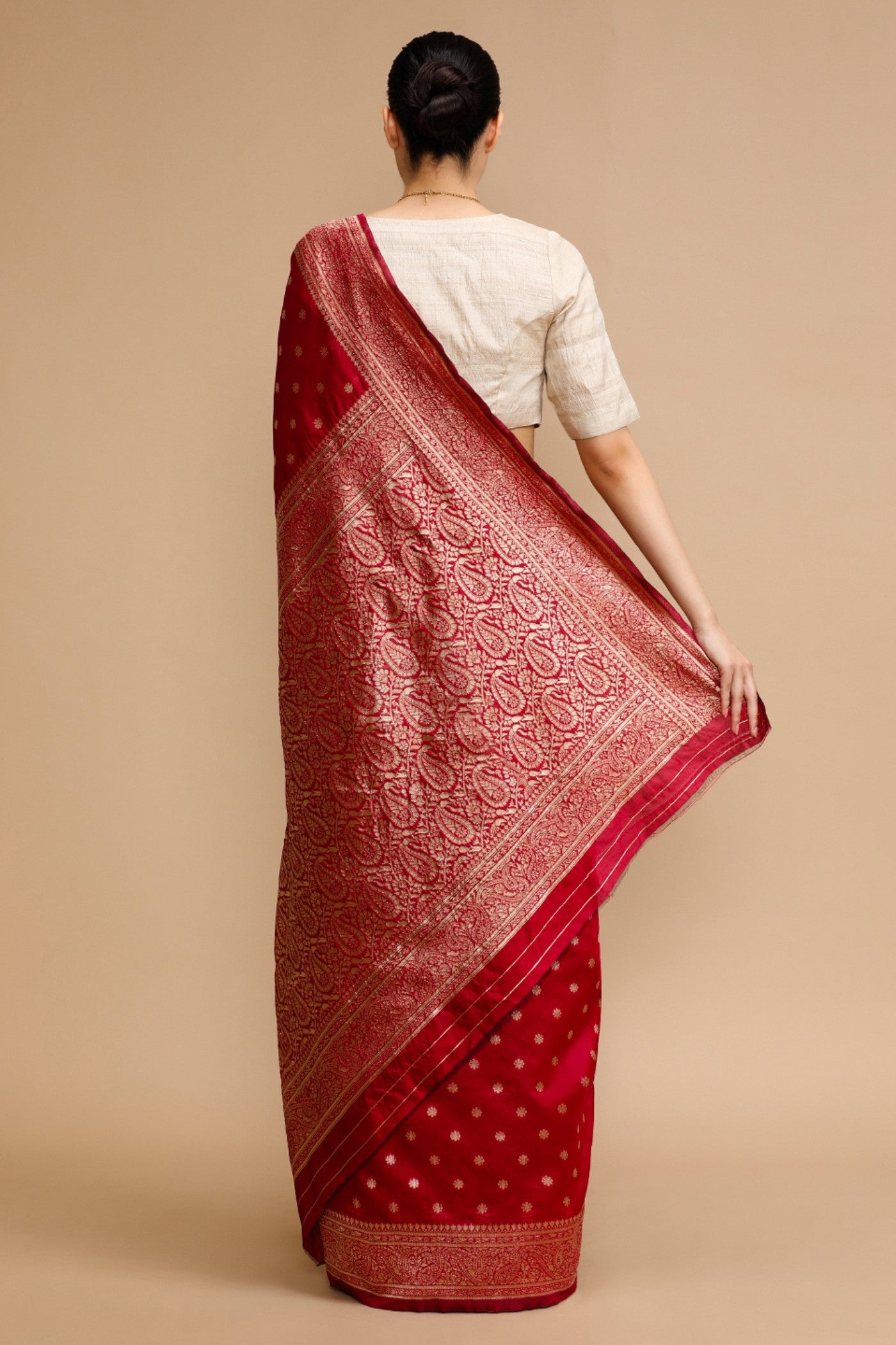 Buy MySilkLove Bride Red Woven Jacquard Lichi Silk Saree Online
