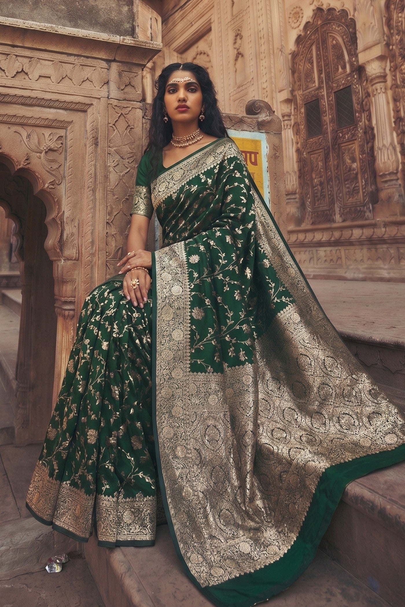 Buy MySilkLove Hunter Green Woven Banarasi Saree Online