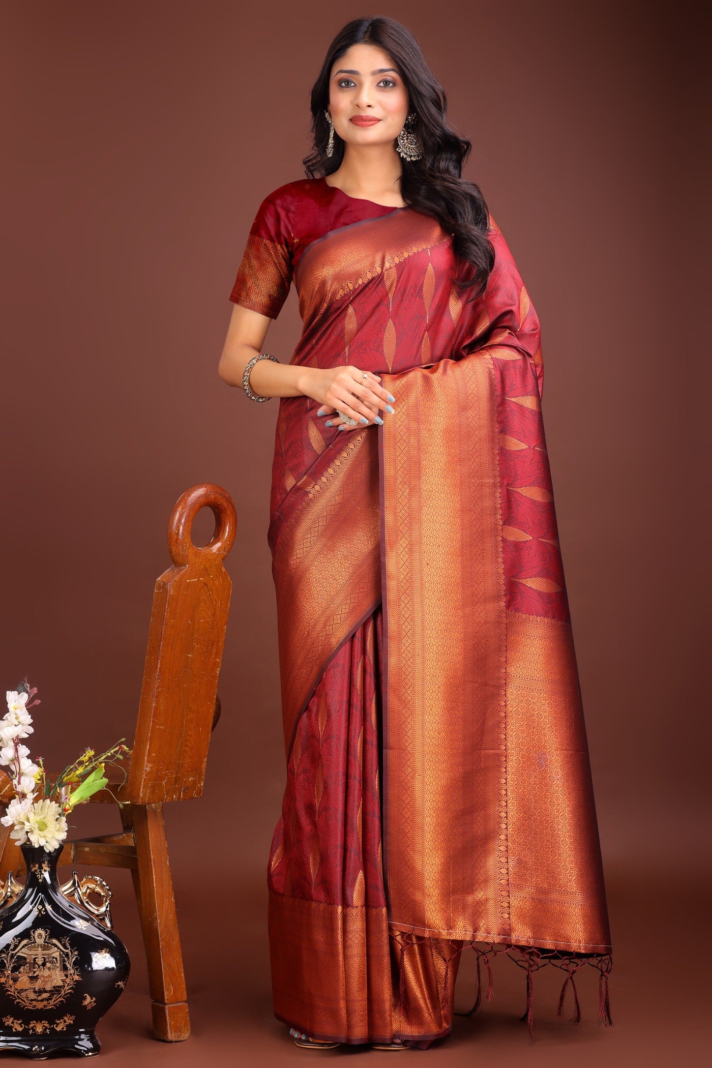 Buy MySilkLove Mojo Red Woven Banarasi Saree Online