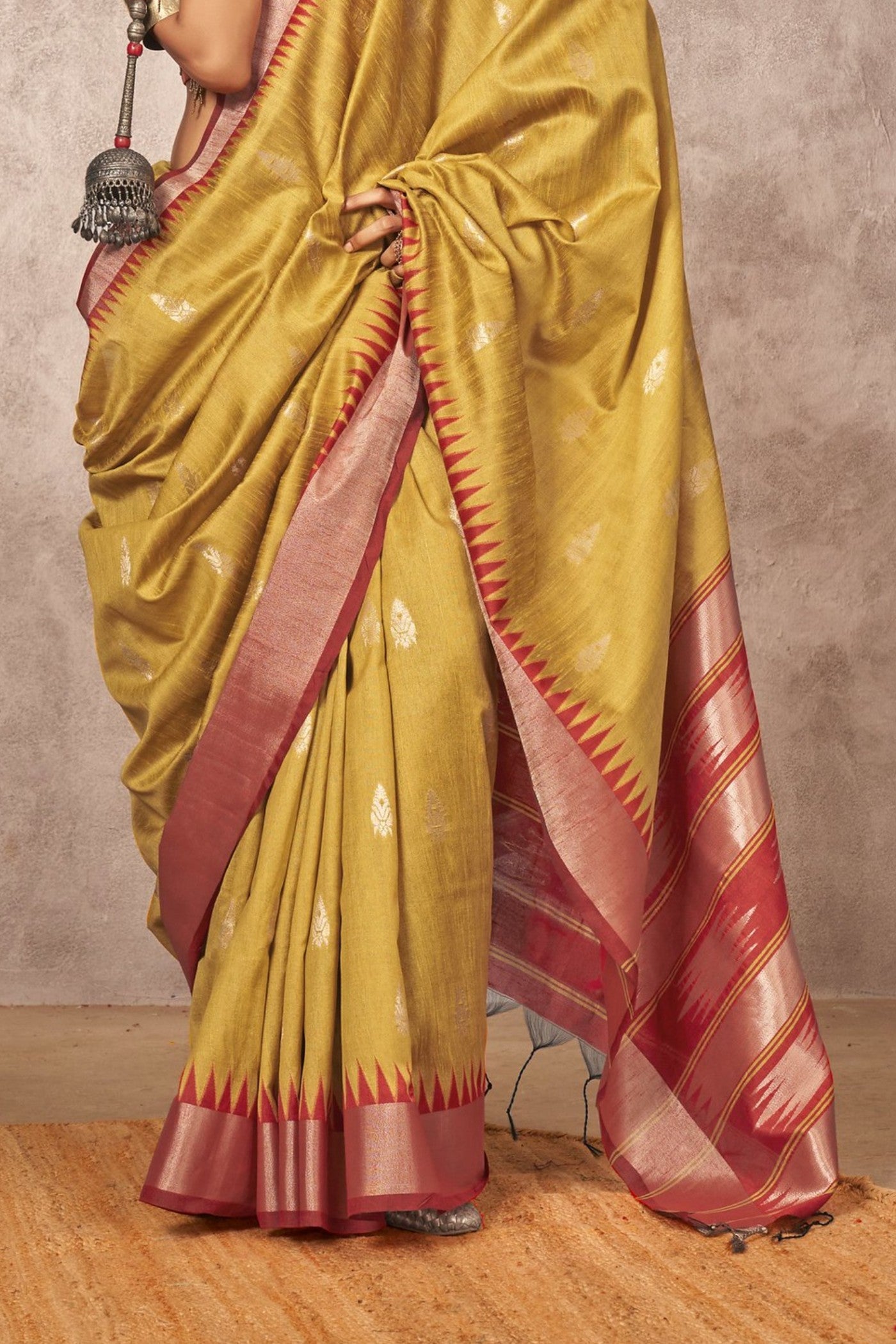 Buy MySilkLove Allamanda Yellow Bhagalpuri Handloom Saree Online