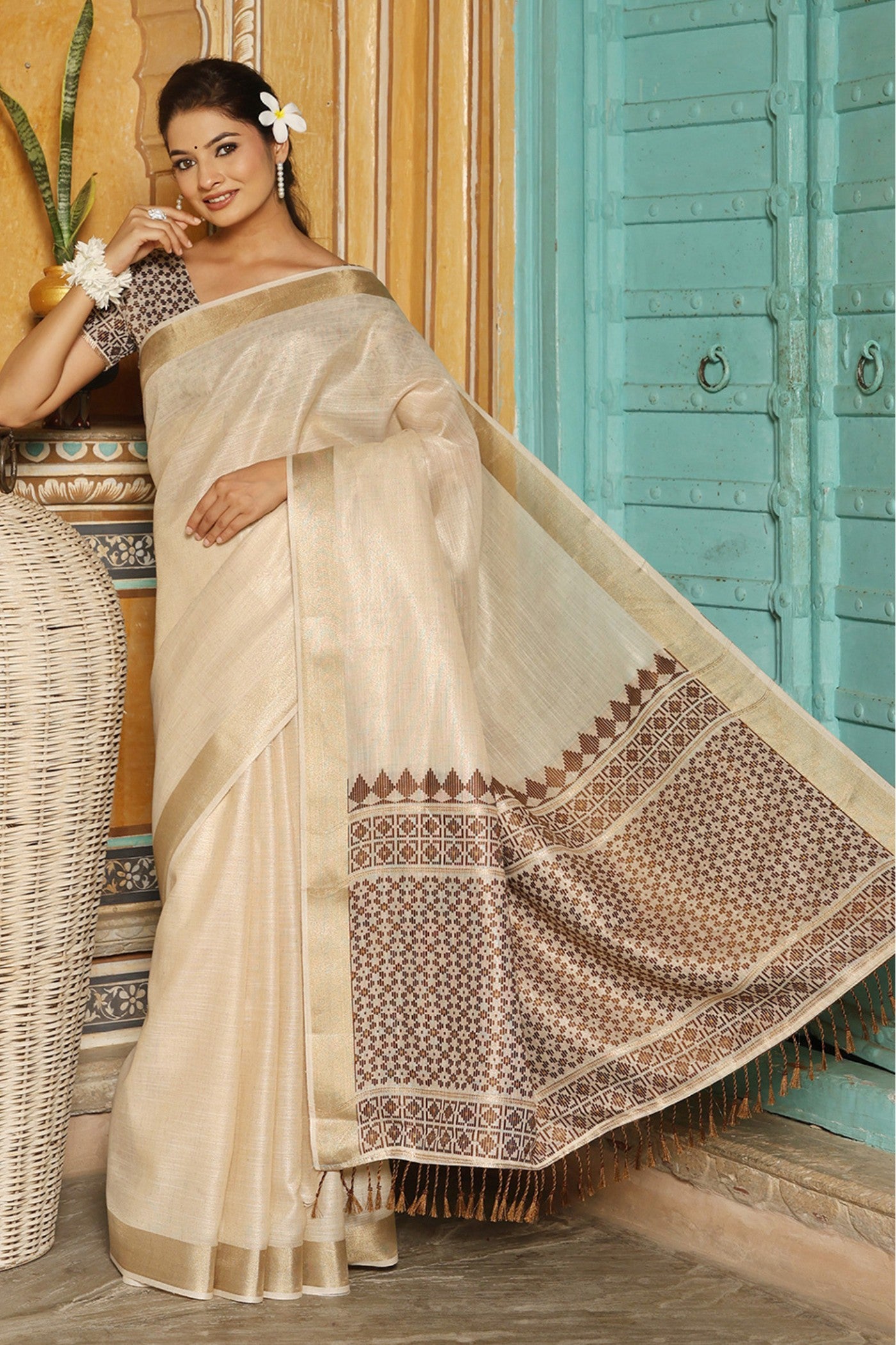 Buy MySilkLove Floral White and Brown Woven Linen Saree Online