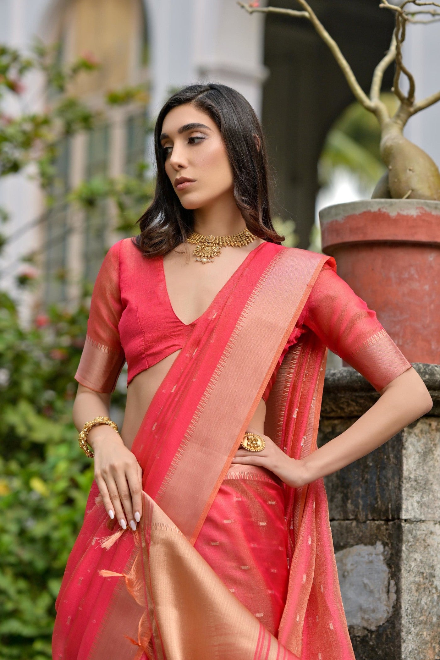Buy MySilkLove Rose Red Woven Banarasi Saree Online