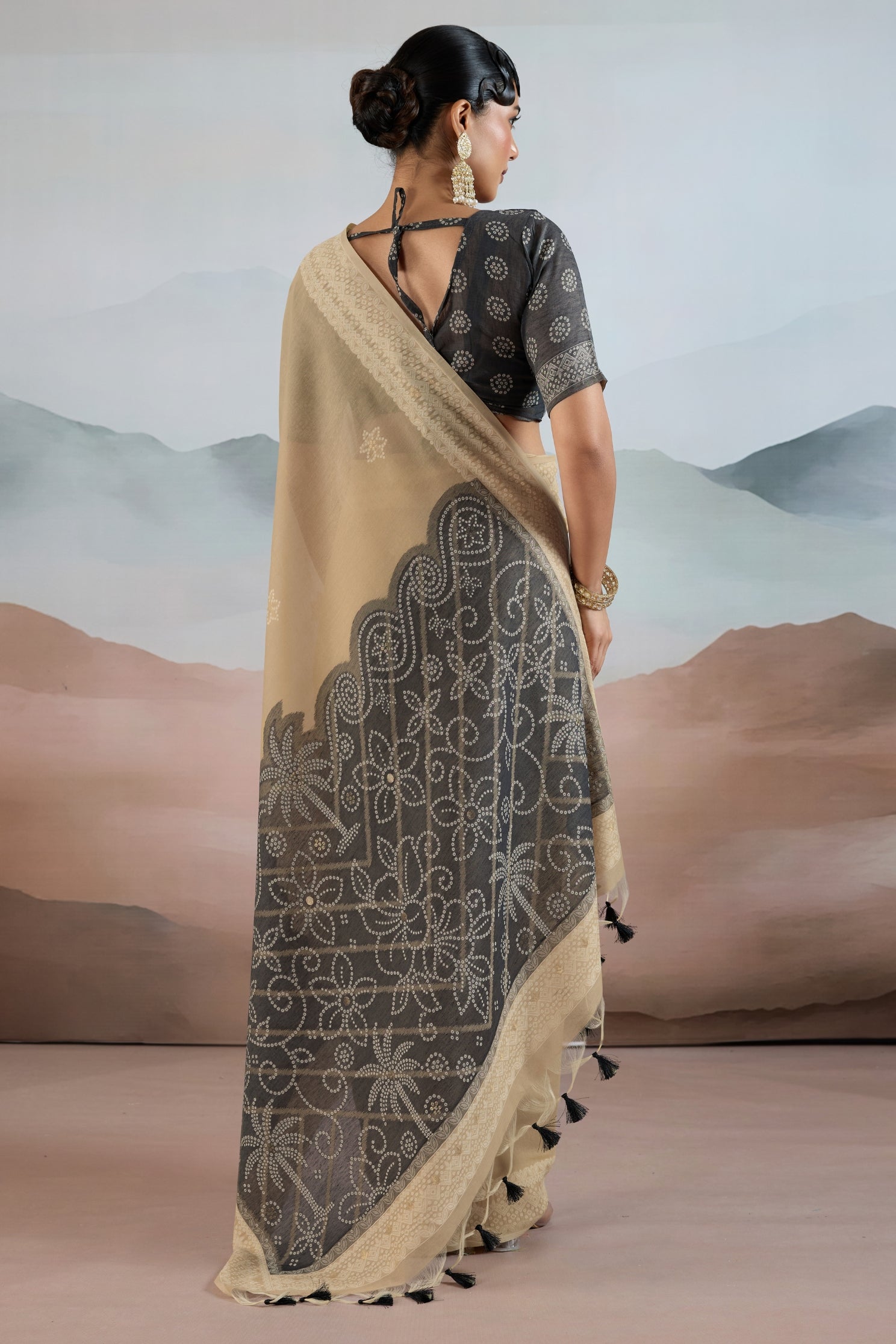 Buy MySilkLove Linen Cream Handloom Cotton Saree Online