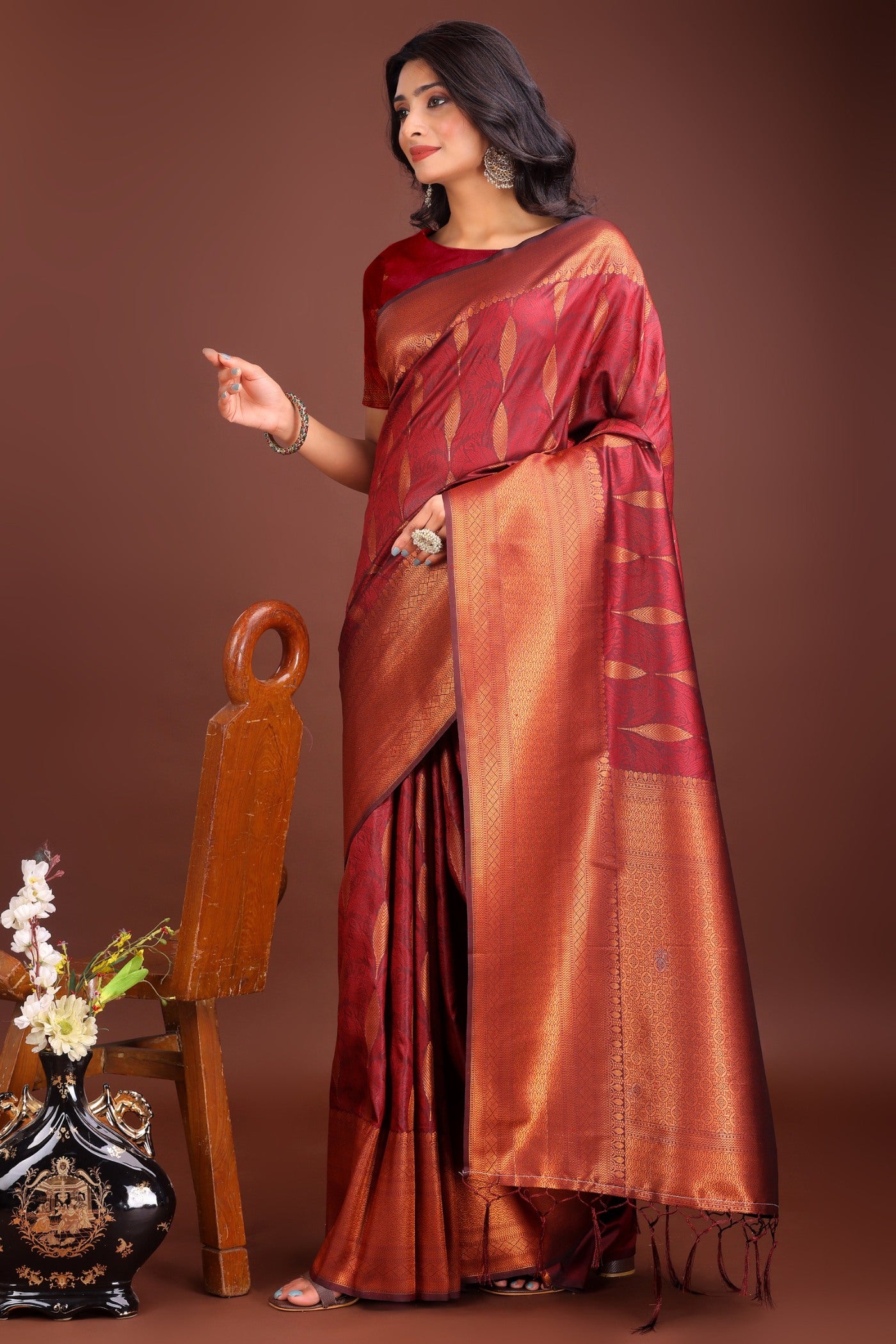 Buy MySilkLove Mojo Red Woven Banarasi Saree Online