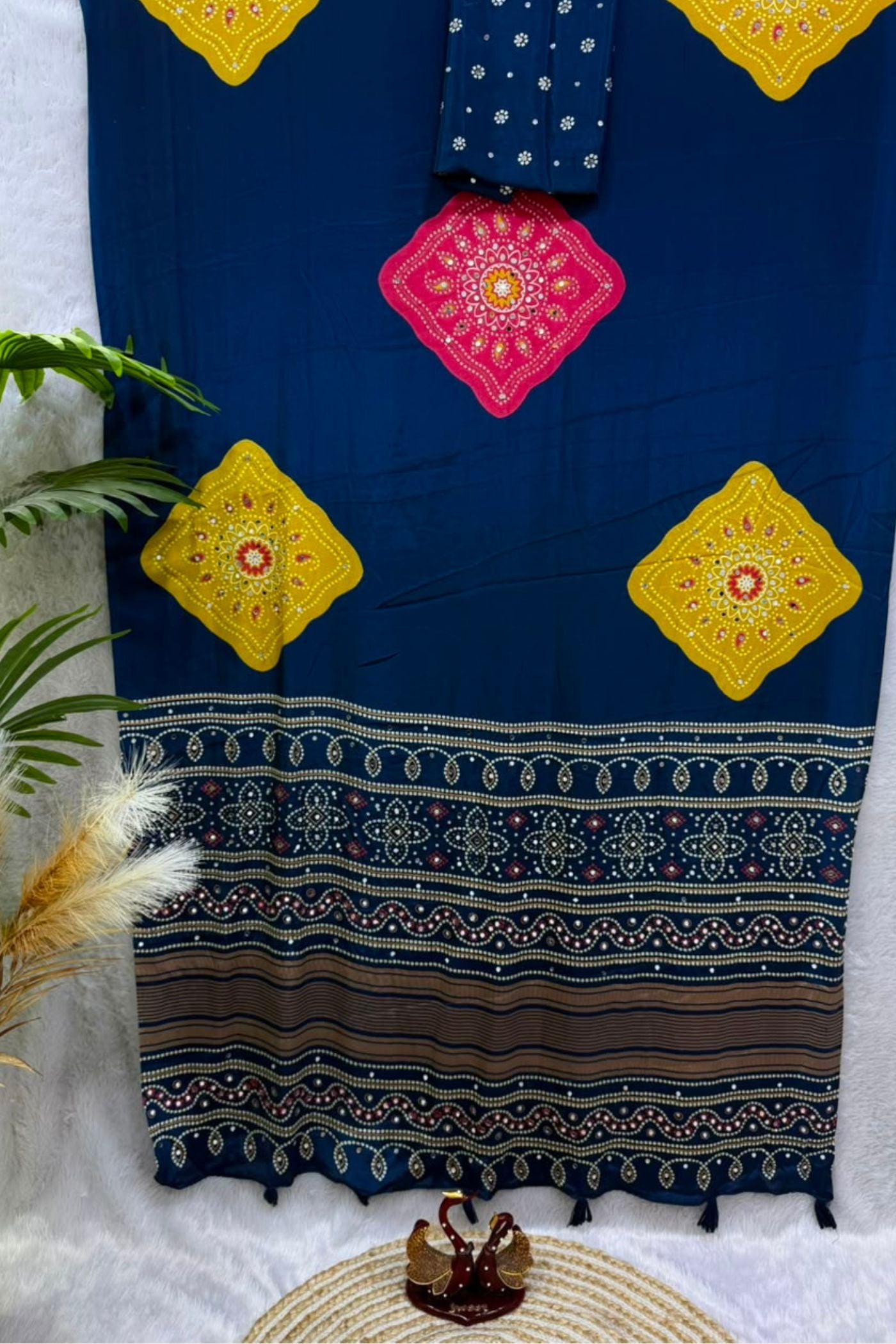Buy MySilkLove Leaf Green Ajrakh Satin Printed Mirror Work Saree Online