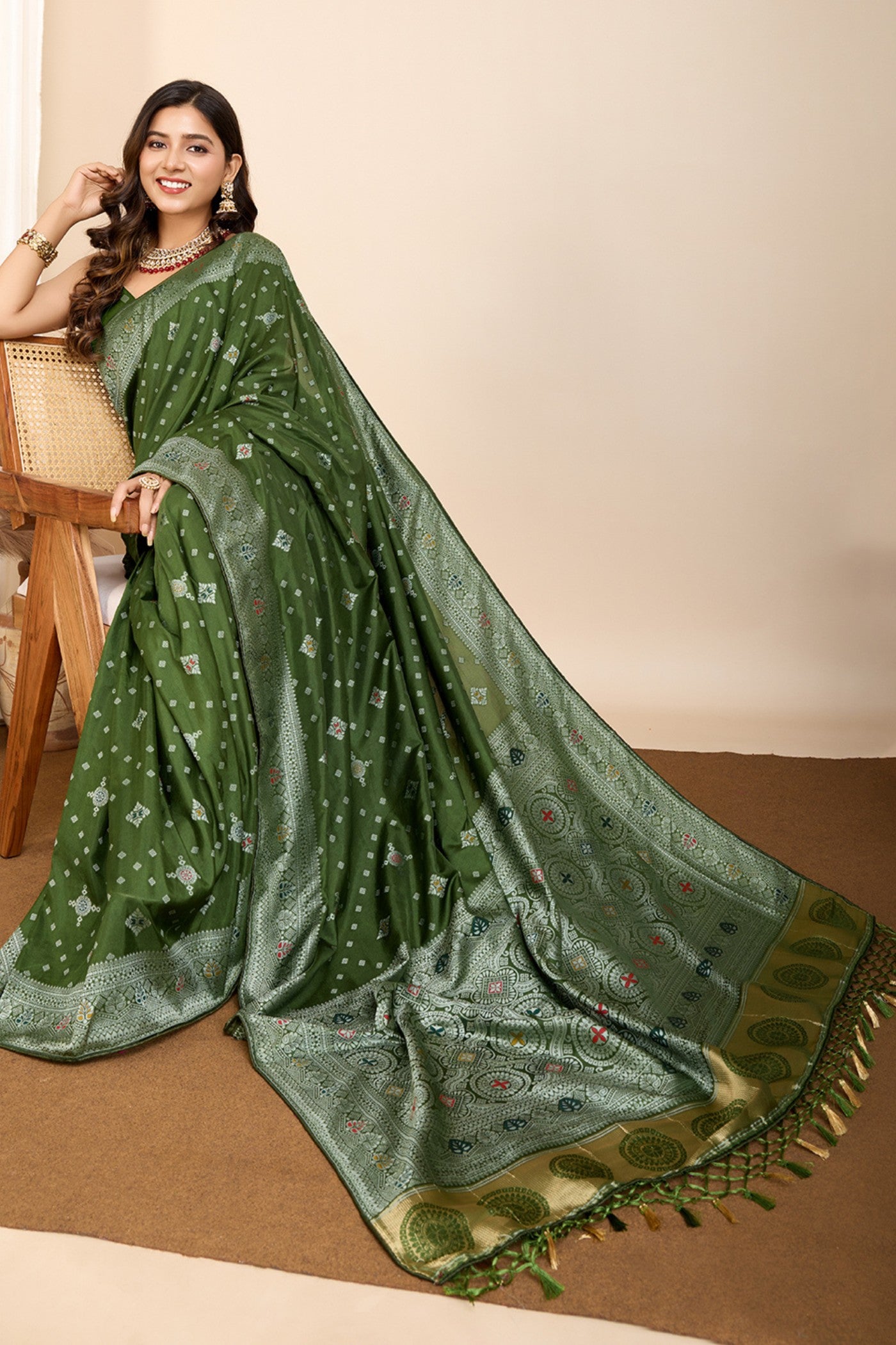 Buy MySilkLove Fern Green Woven Banarasi Saree Online