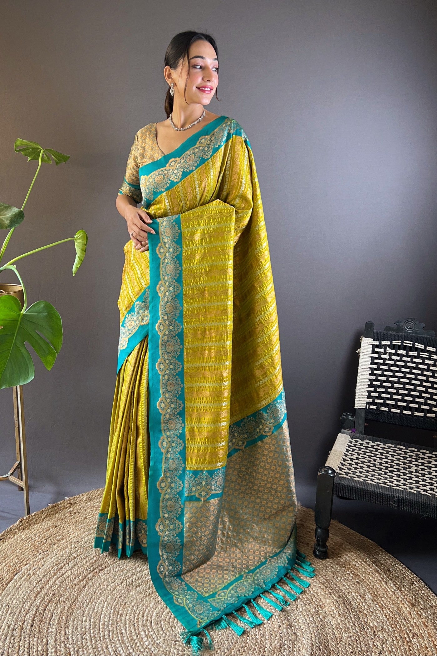 Banarasi Woven Organza Saree - Lemon Yellow & Mint