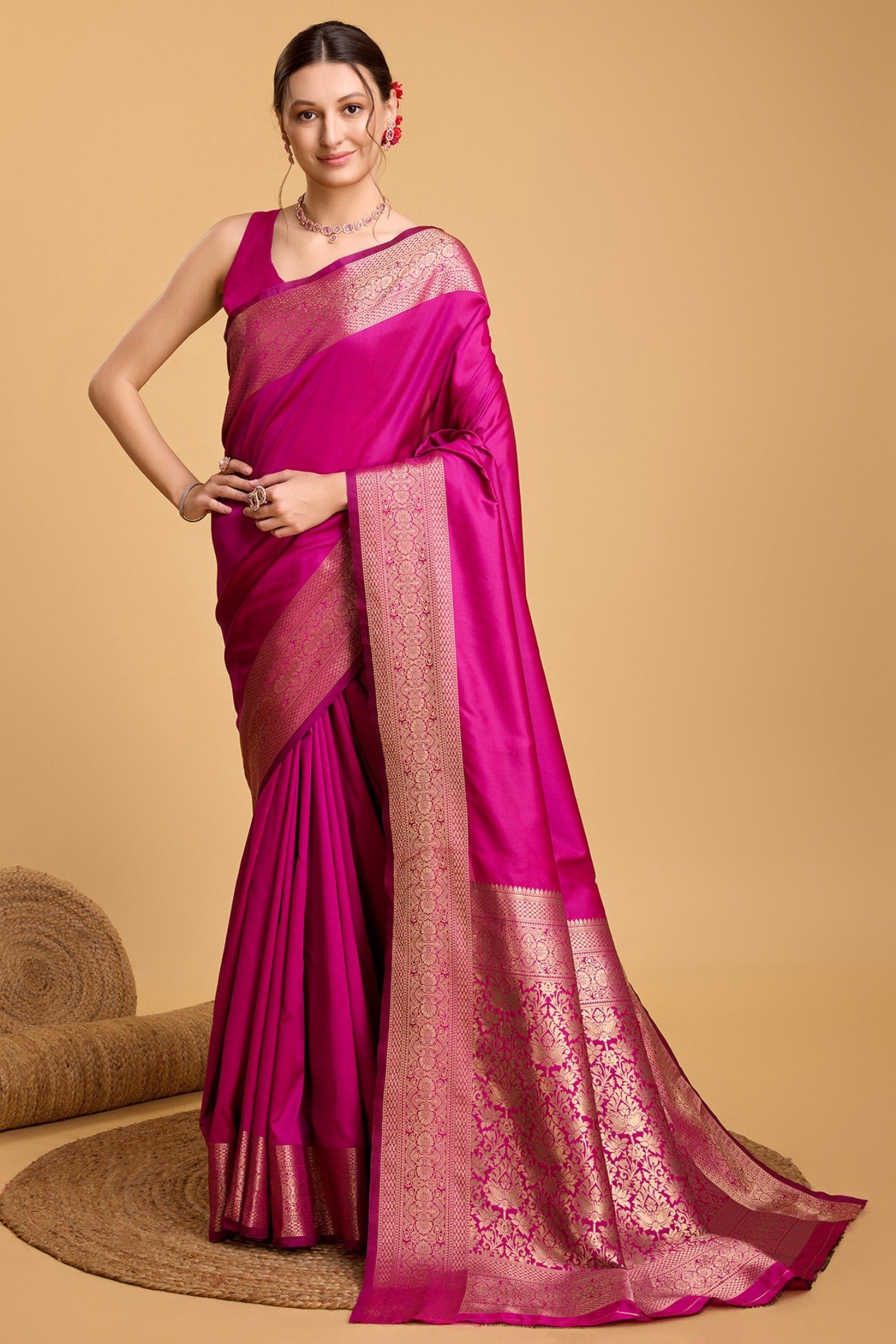 Buy MySilkLove Knockout Pink Woven Banarasi Saree Online