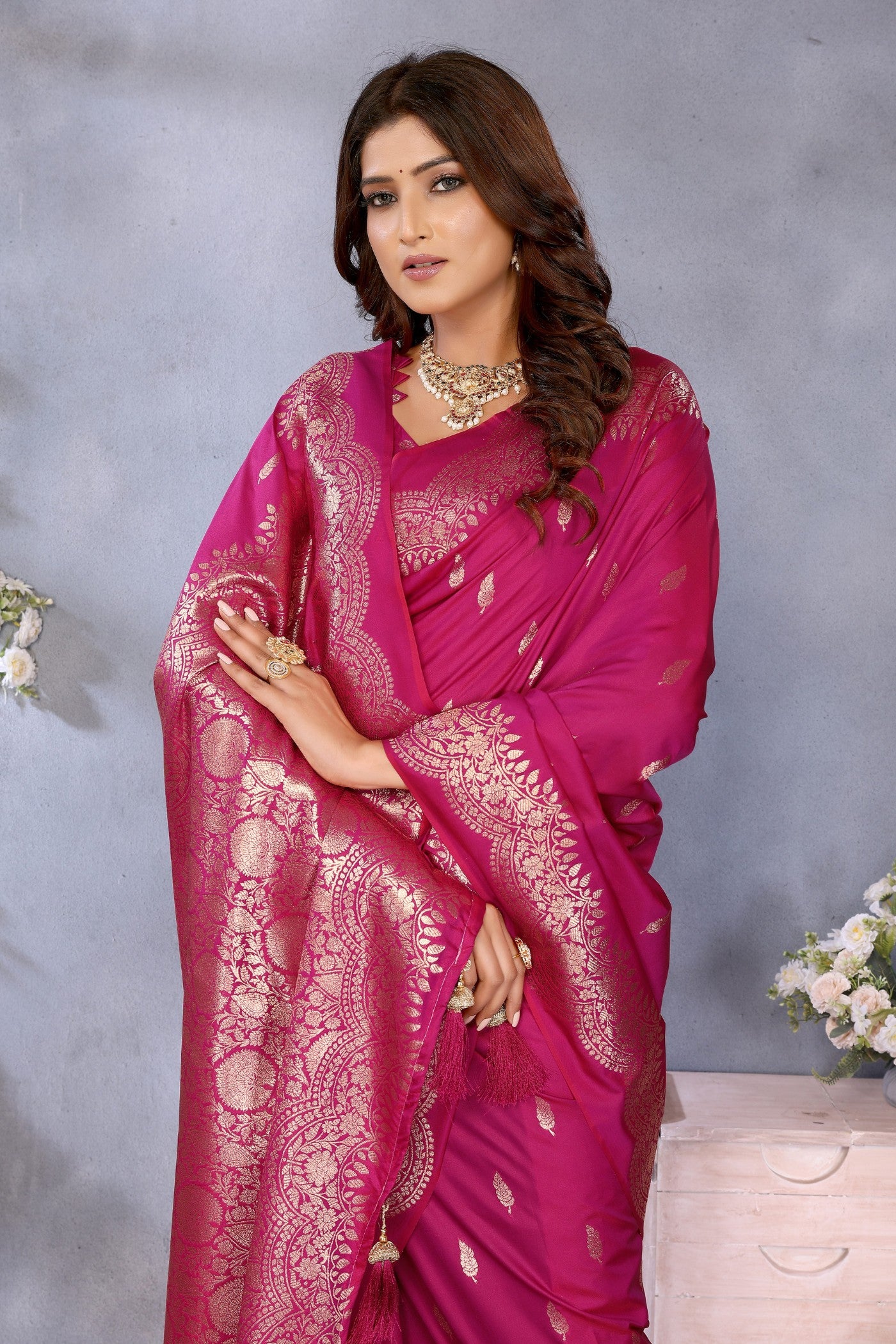 Buy MySilkLove Magenta Pink Woven Banarasi Saree Online