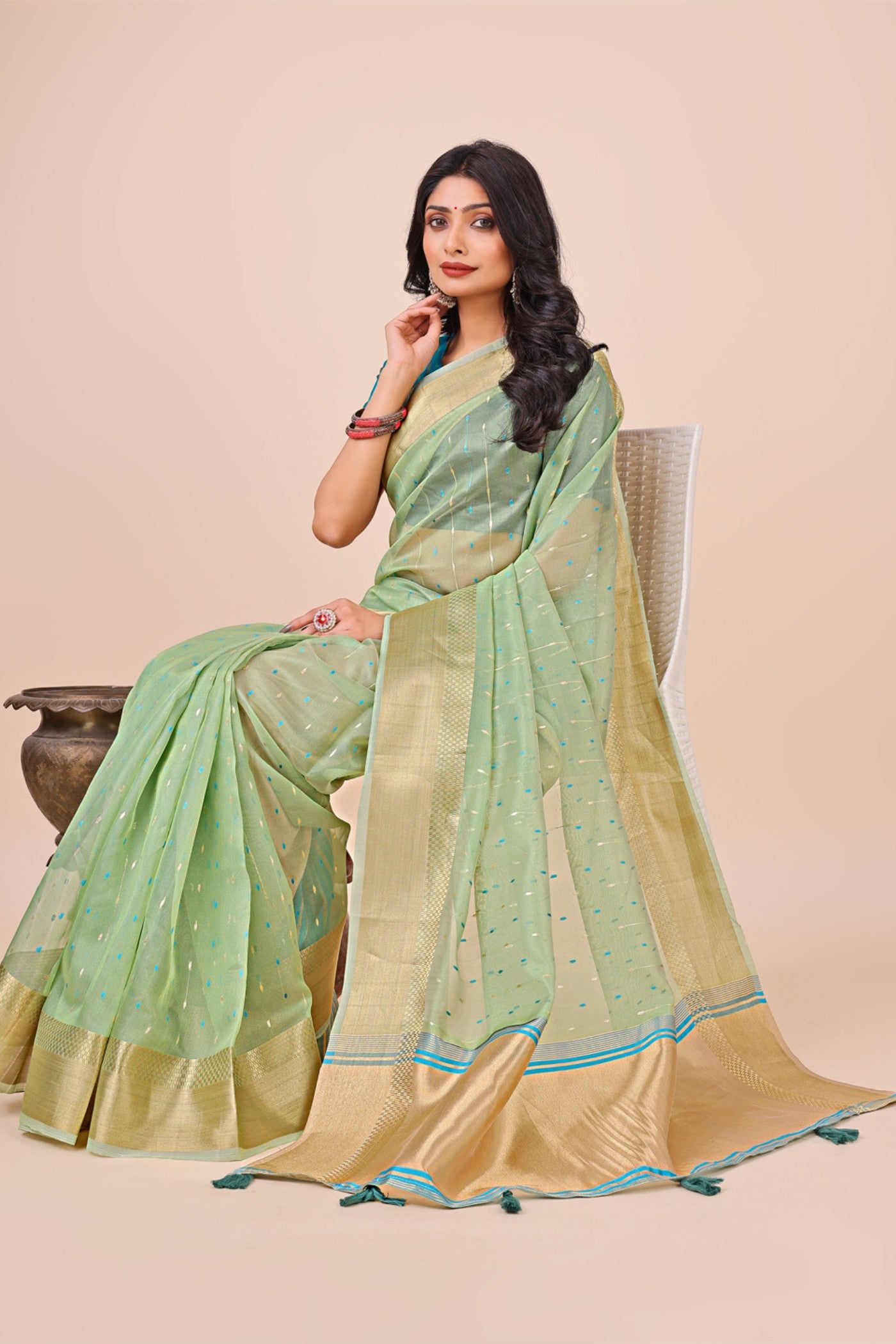 Buy MySilkLove Gin Green Woven Organza Saree Online