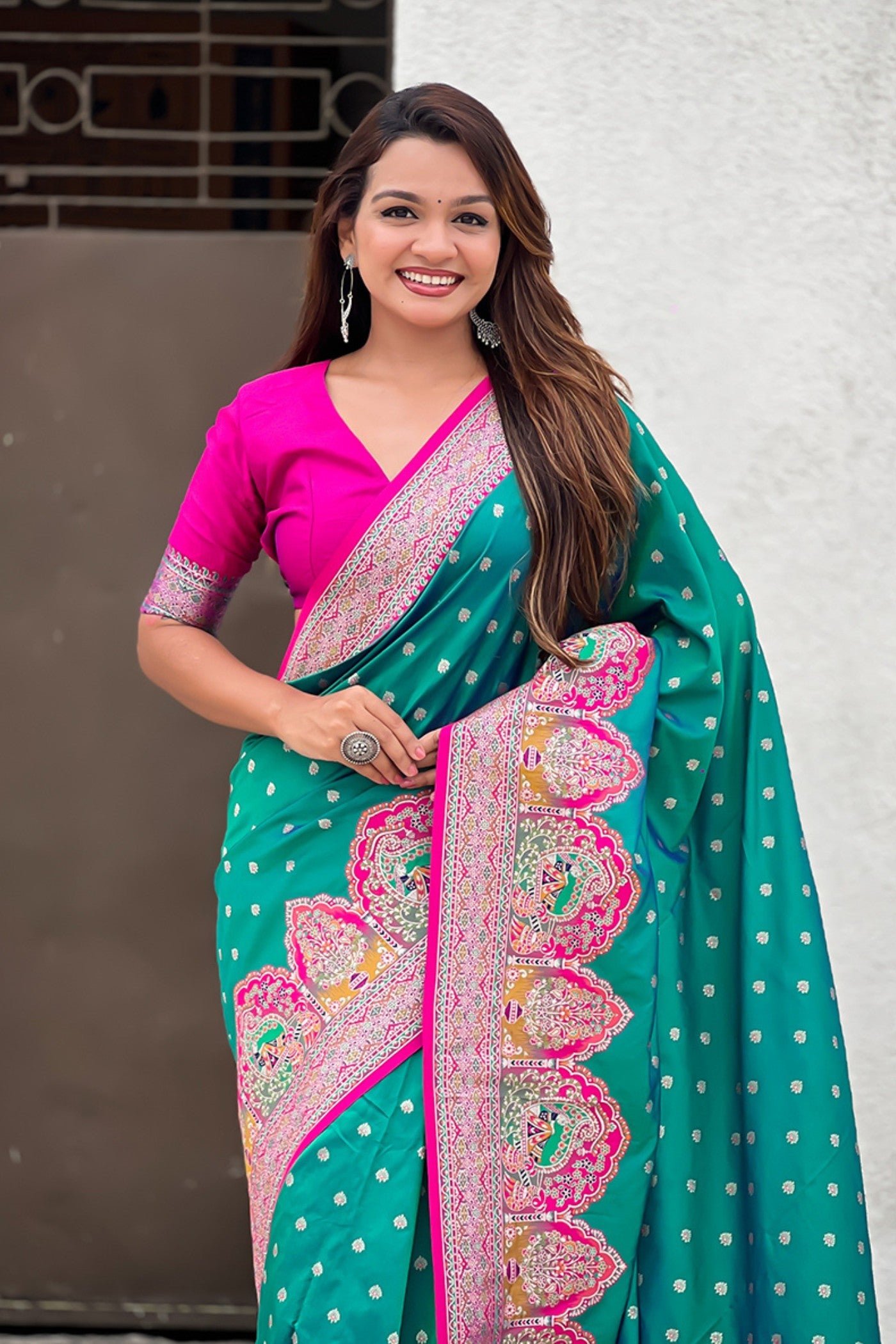 Buy MySilkLove Peacock Green Woven Banarasi Saree Online