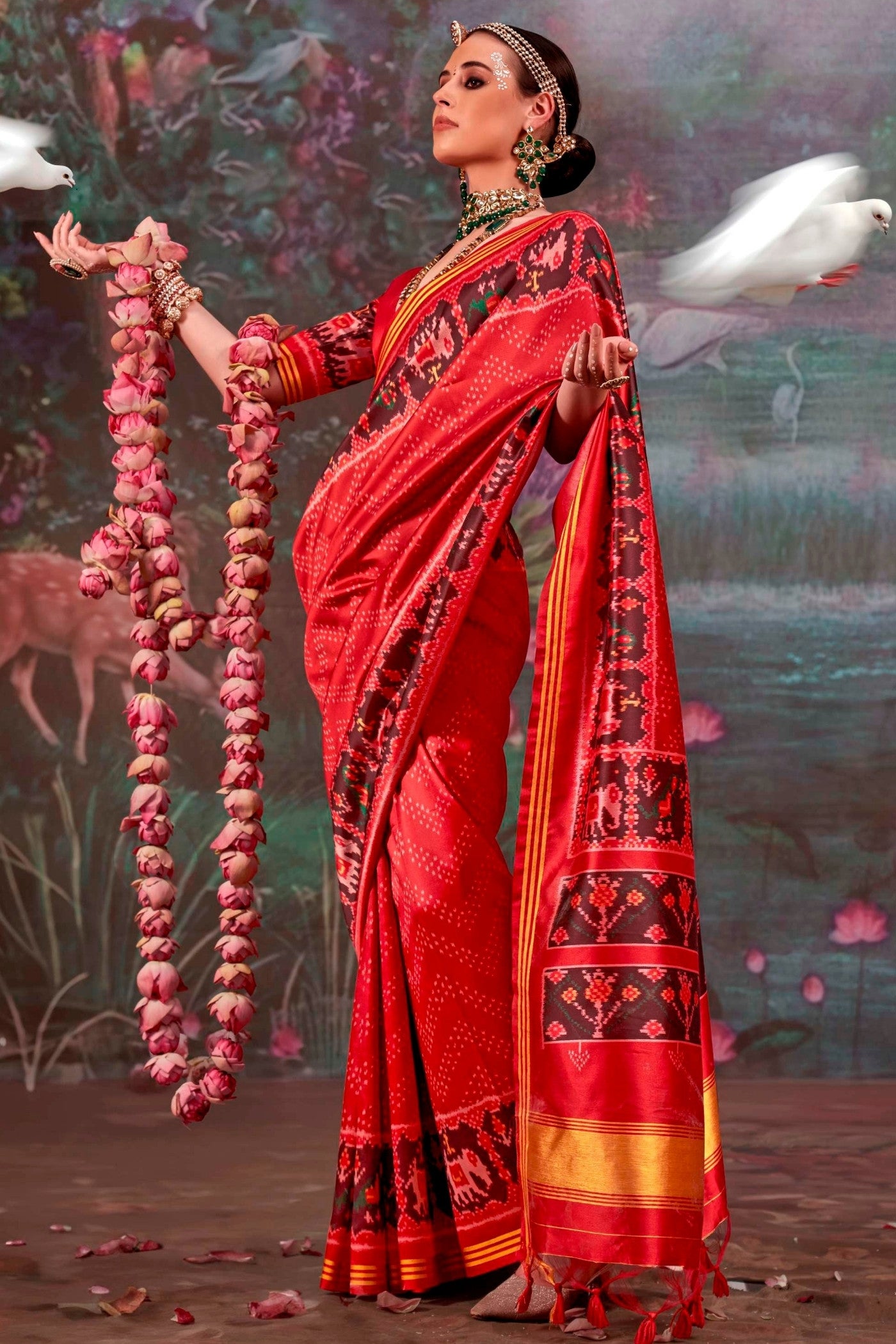 Buy MySilkLove Chilli Red Printed Patola Saree Online