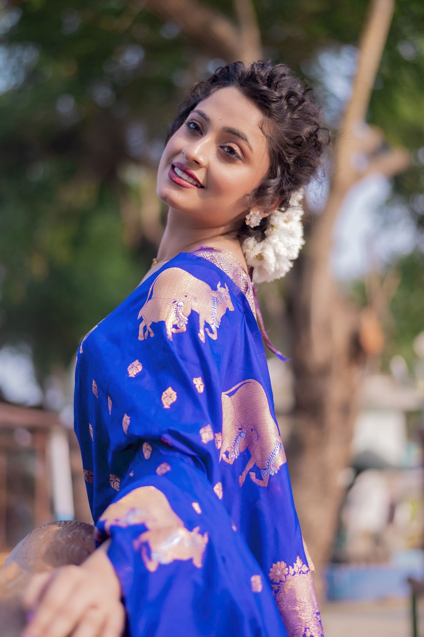 Buy MySilkLove Dark Blue Woven Banarasi Saree Online