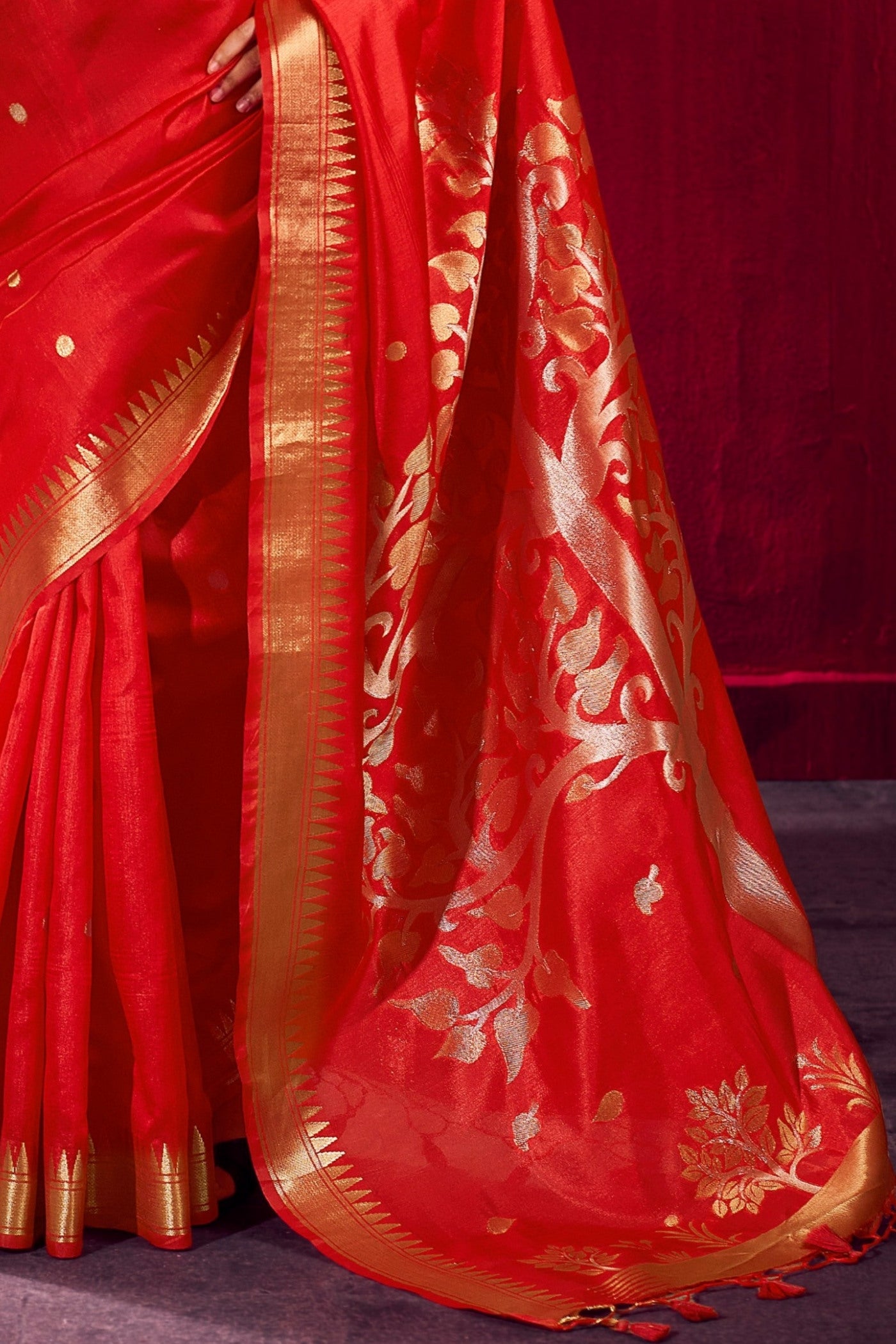 Buy MySilkLove Batorange Red Handloom Satin Linen Silk Saree Online