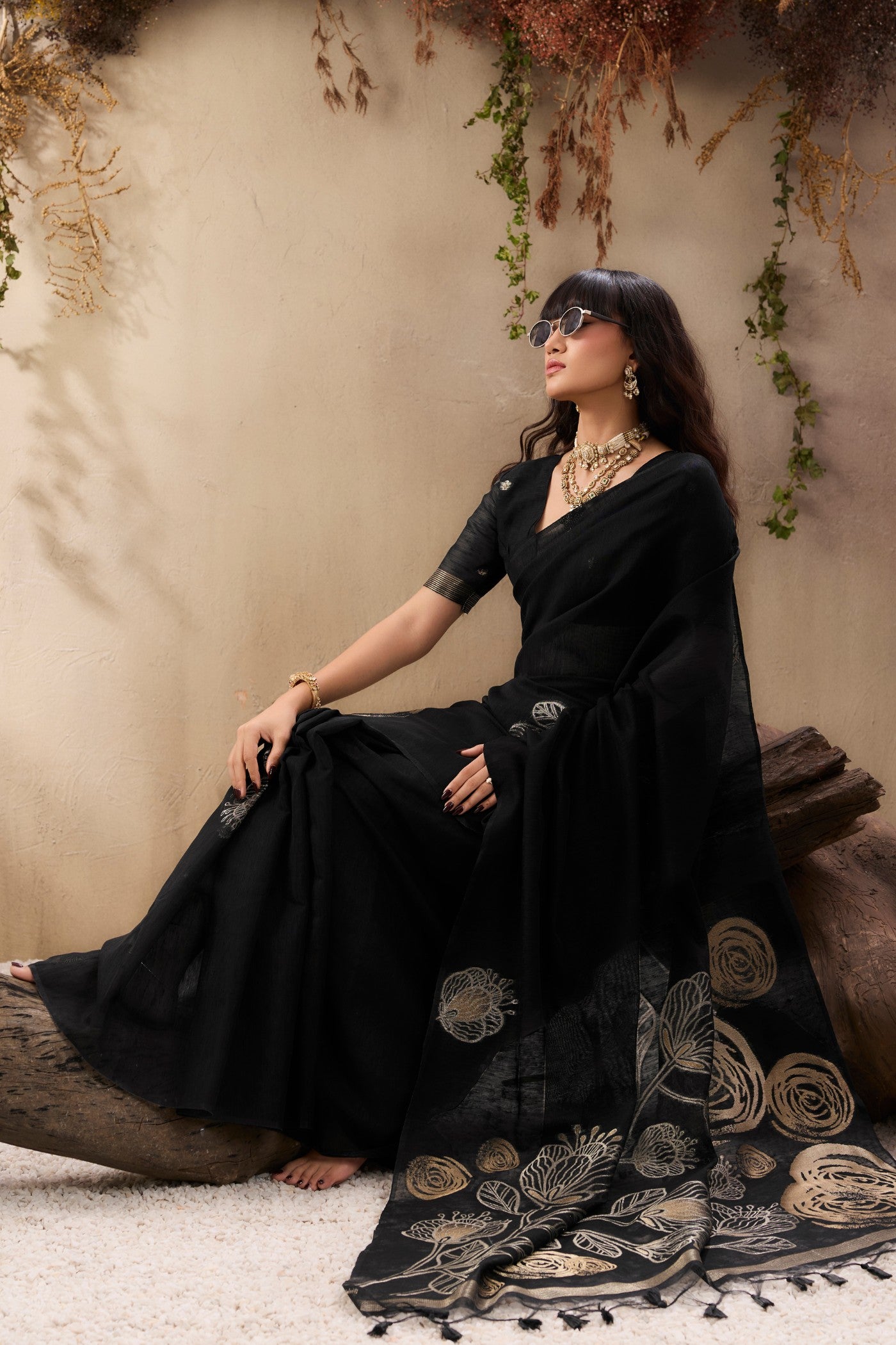 Buy MySilkLove Metal Black Munga Handloom Cotton Saree Online