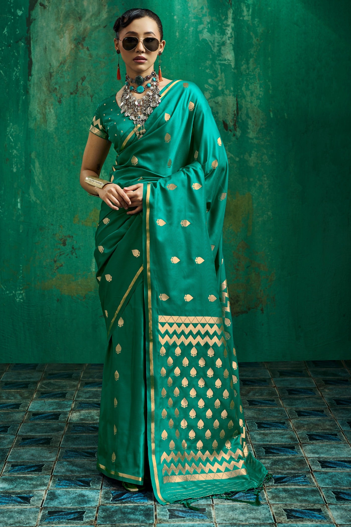 Buy MySilkLove Forest Green Handloom Satin Silk Saree Online
