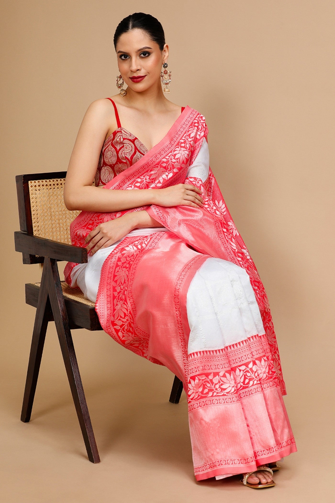 Buy MySilkLove Snow White and Pink Woven Jacquard Lichi Silk Saree Online