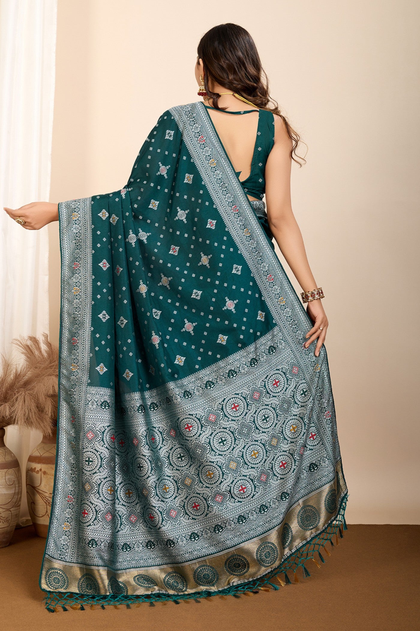Buy MySilkLove Bottle Green Woven Banarasi Saree Online