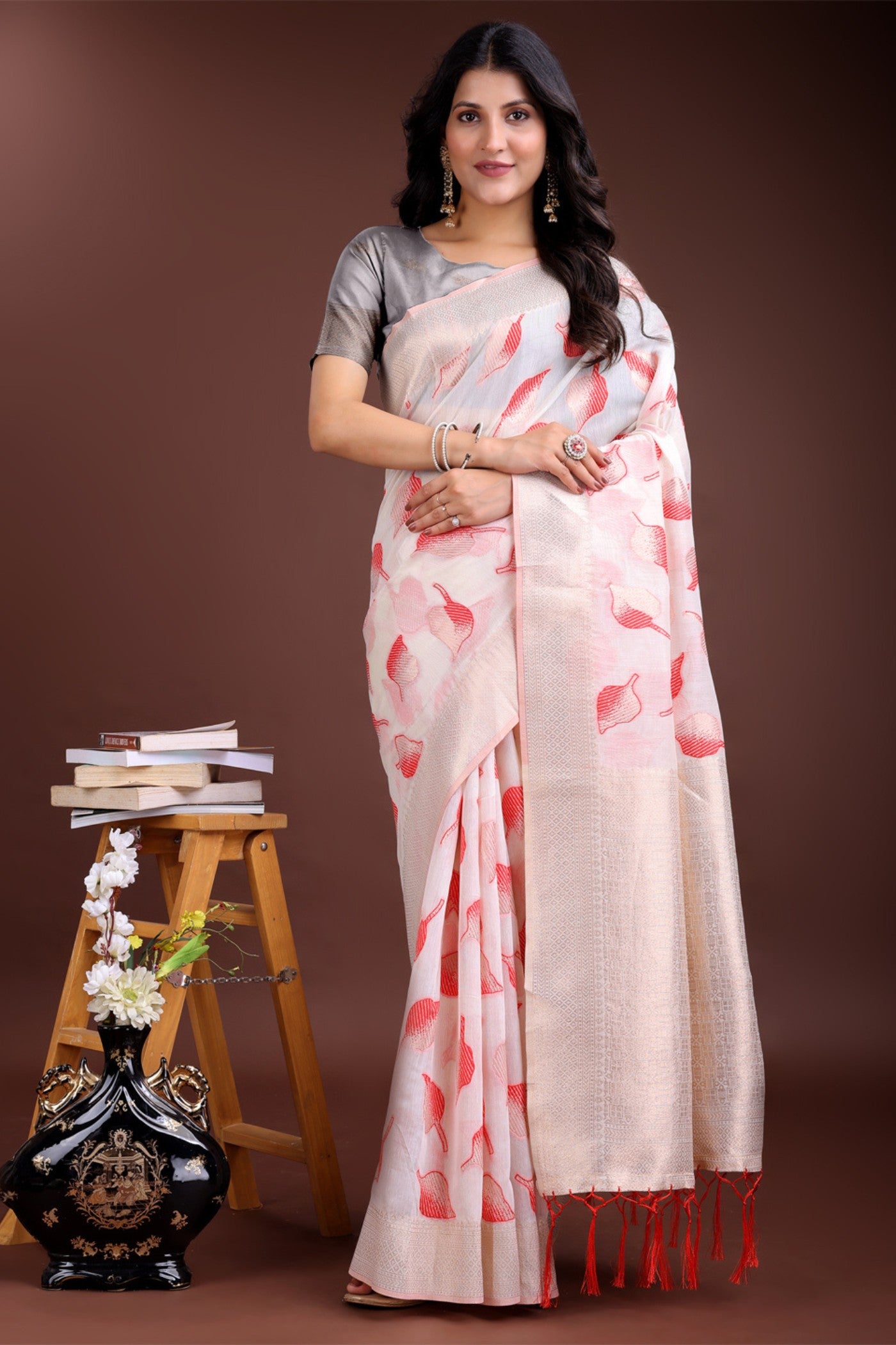 Buy MySilkLove Daisy White and Red Woven Cotton Saree Online