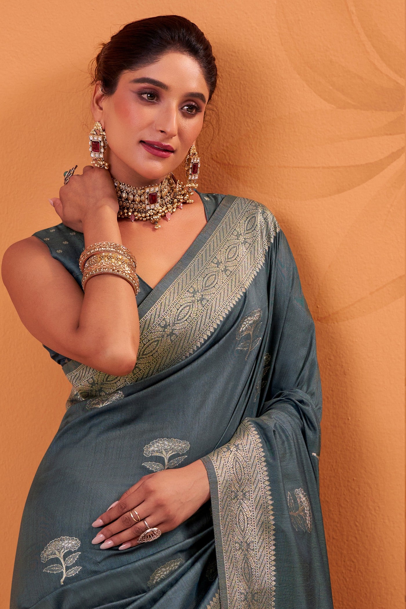 Buy MySilkLove Phthalo Green Tussar Handloom Silk Saree Online