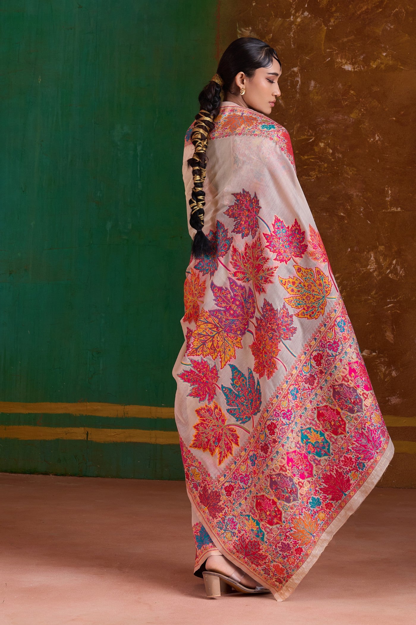 Buy MySilkLove Eggshell White Kashmiri Handloom Jamewar Saree Online