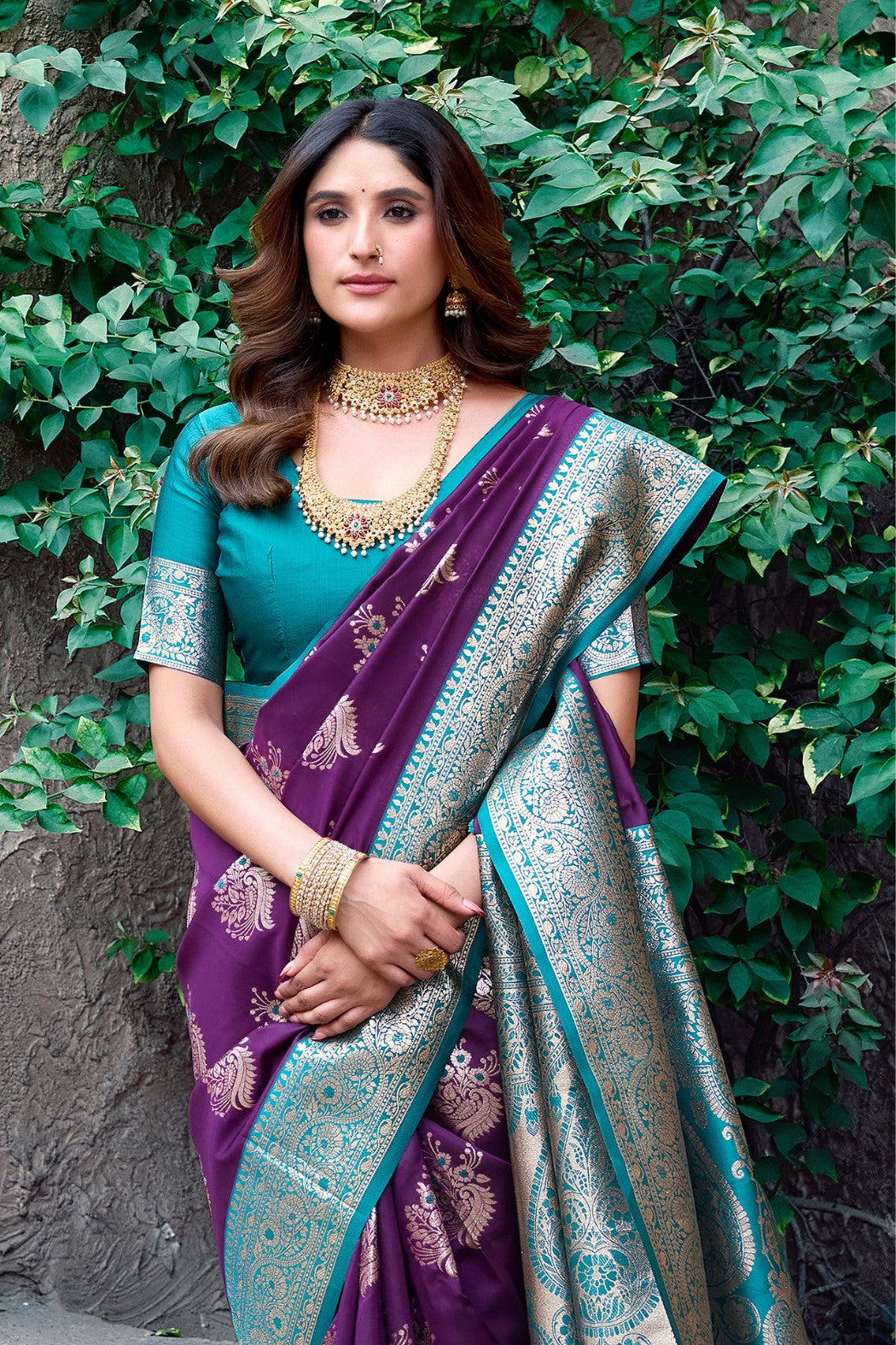 Buy MySilkLove Heliotrope Purple Woven Banarasi Soft Silk Saree Online