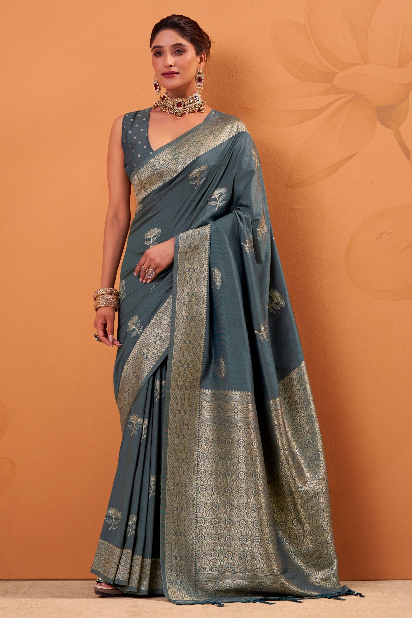 Buy MySilkLove Phthalo Green Tussar Handloom Silk Saree Online