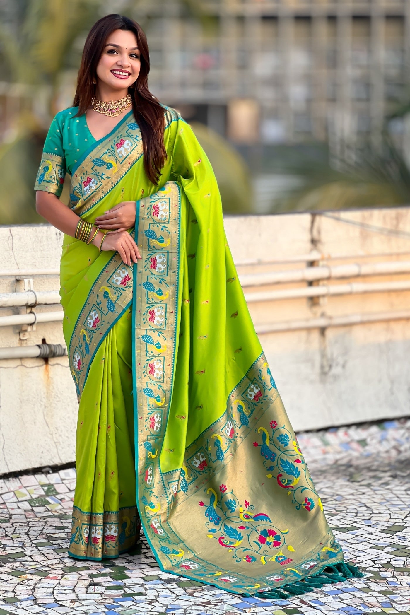 Buy MySilkLove Emerald Green Zari Woven Paithani Saree Online