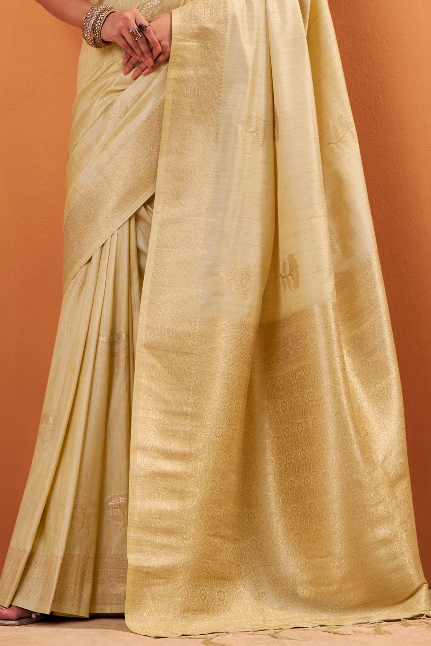 Buy MySilkLove Coconut Cream Tussar Handloom Silk Saree Online