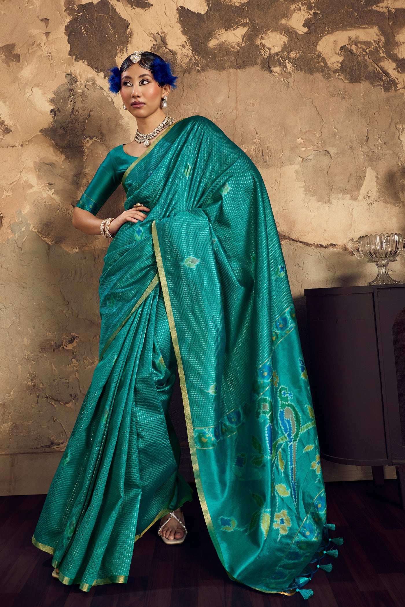 Buy MySilkLove Lawn Green Tussar Paithani Fusion Handloom Saree Online