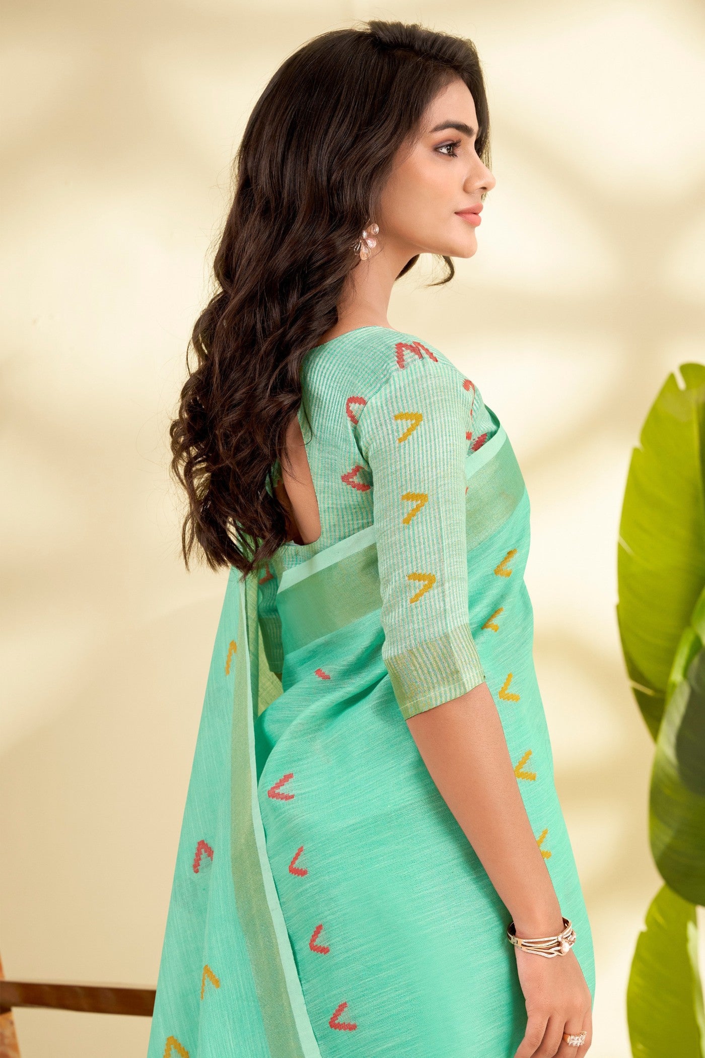 Buy MySilkLove Mint Green Woven Linen Saree Online