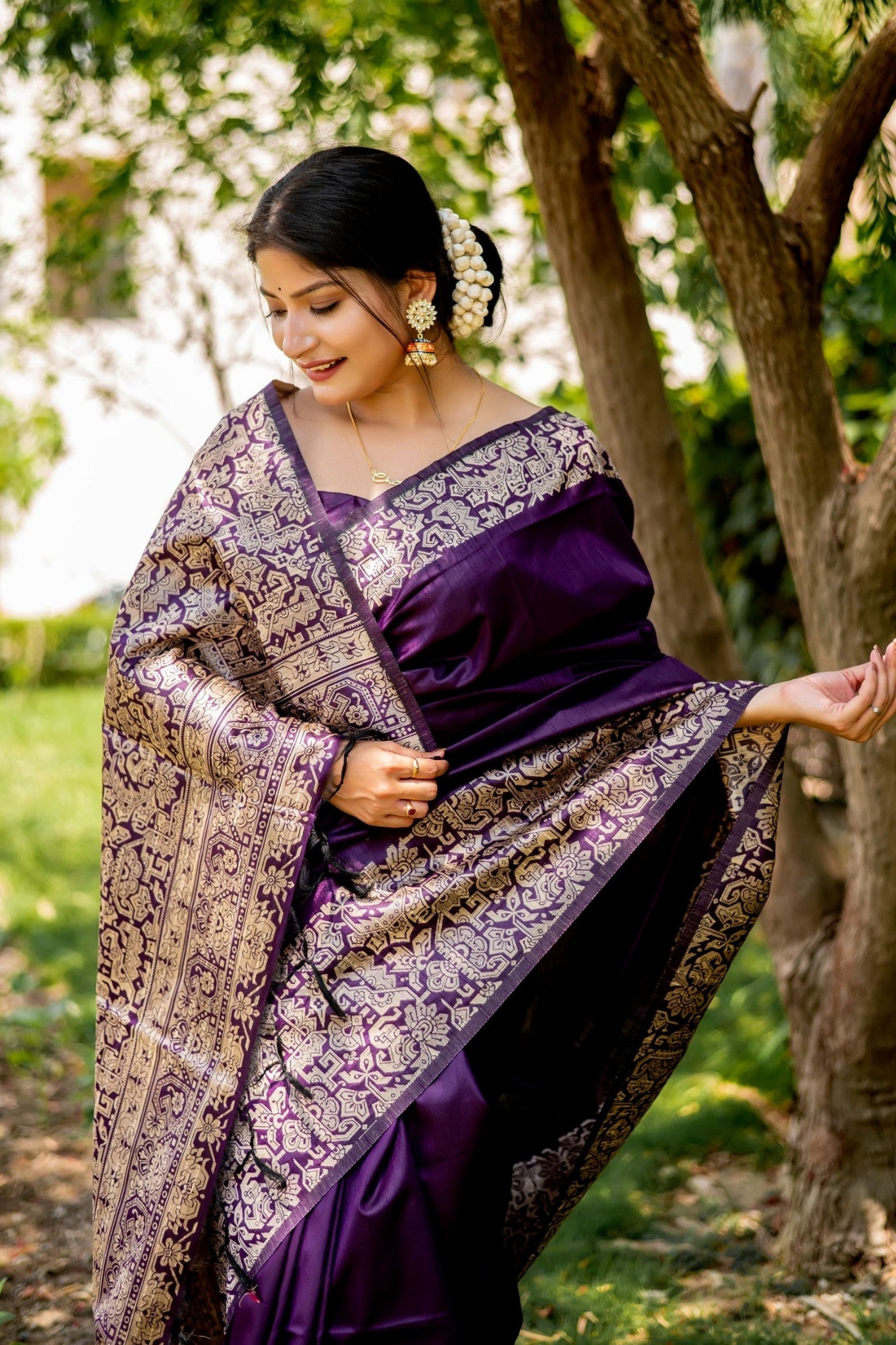 Buy MySilkLove Mulberry Purple Banarasi Handloom Raw Silk Saree Online