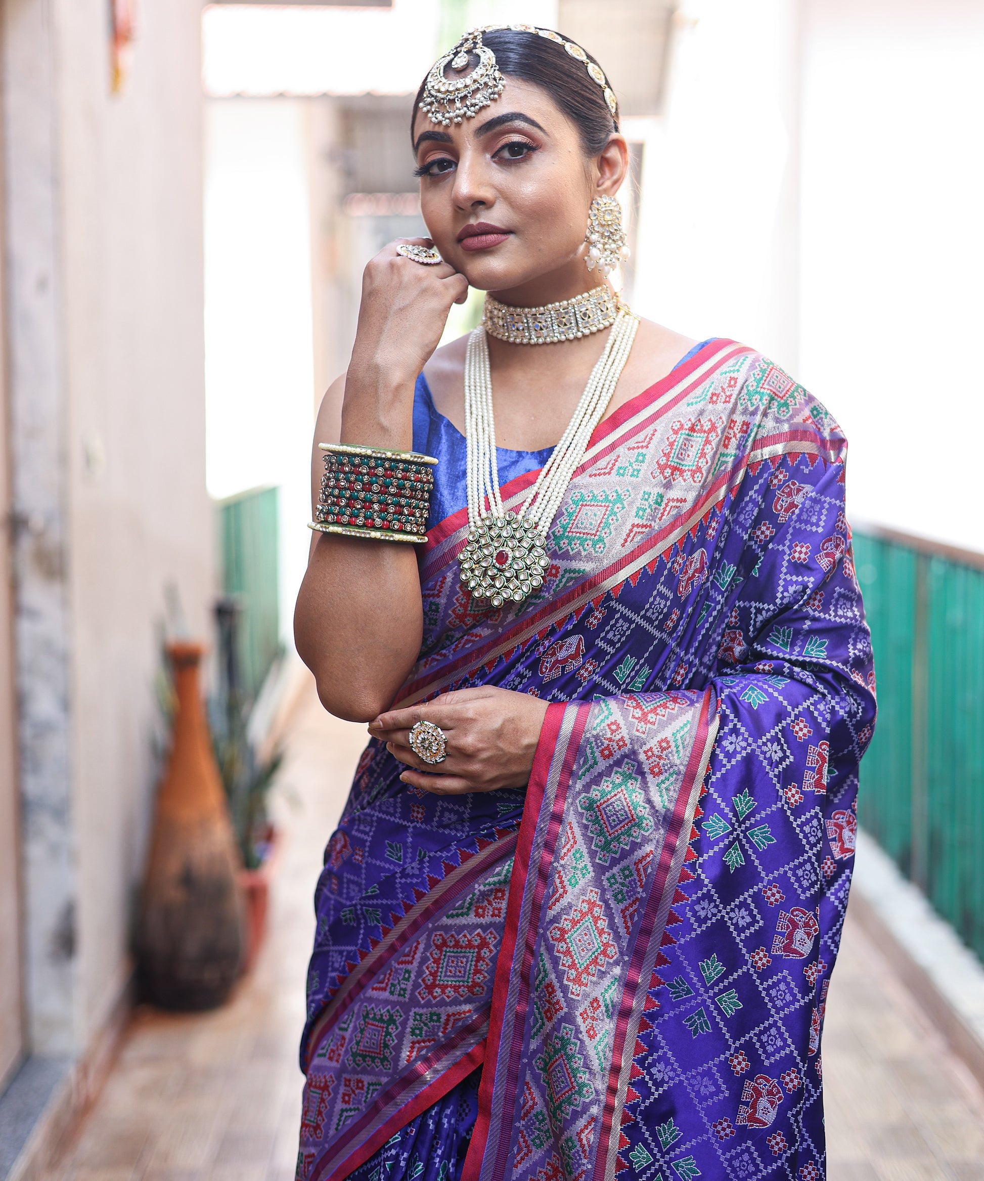 Buy MySilkLove Minsk Purple Woven Contrast Patola Silk Saree Online