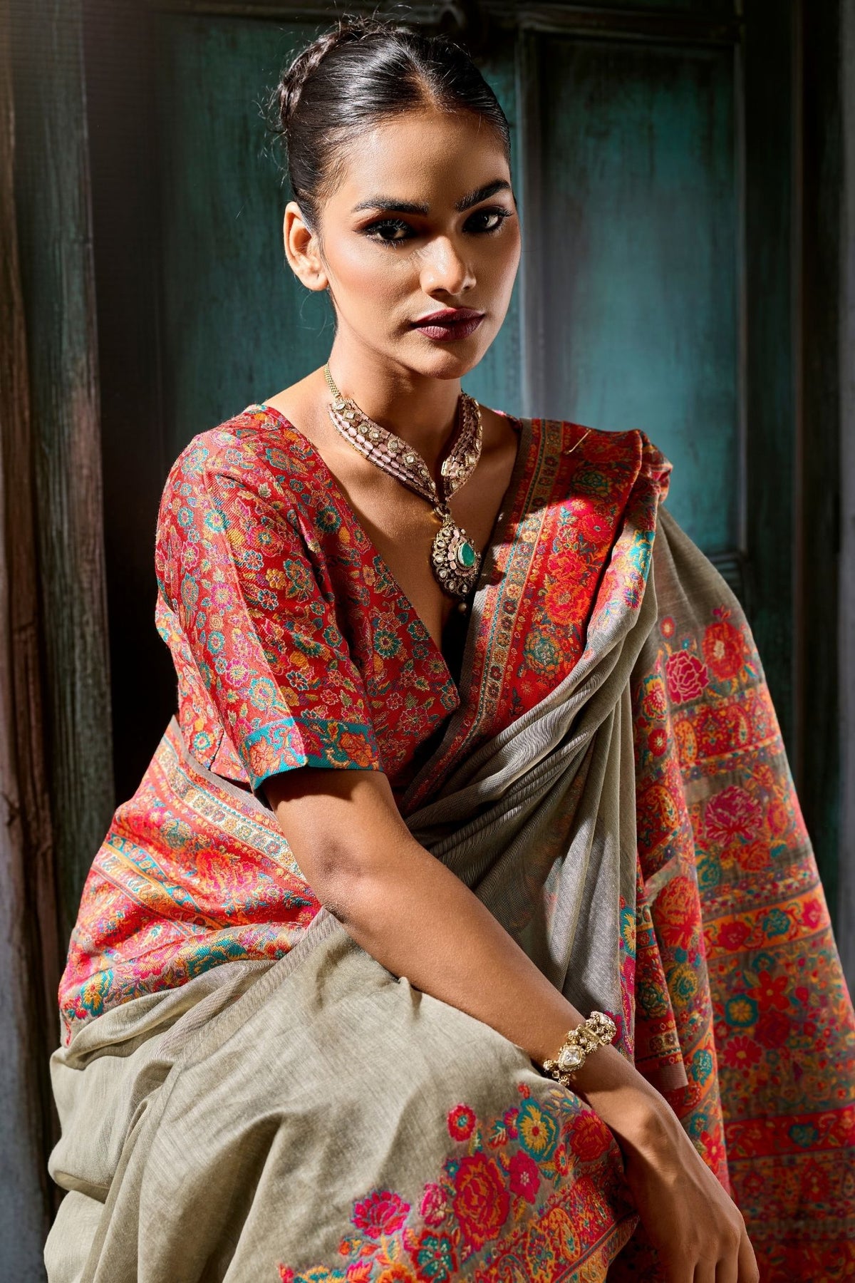 Buy MySilkLove Walnut Brown Kashmiri Handloom Jamewar Saree Online