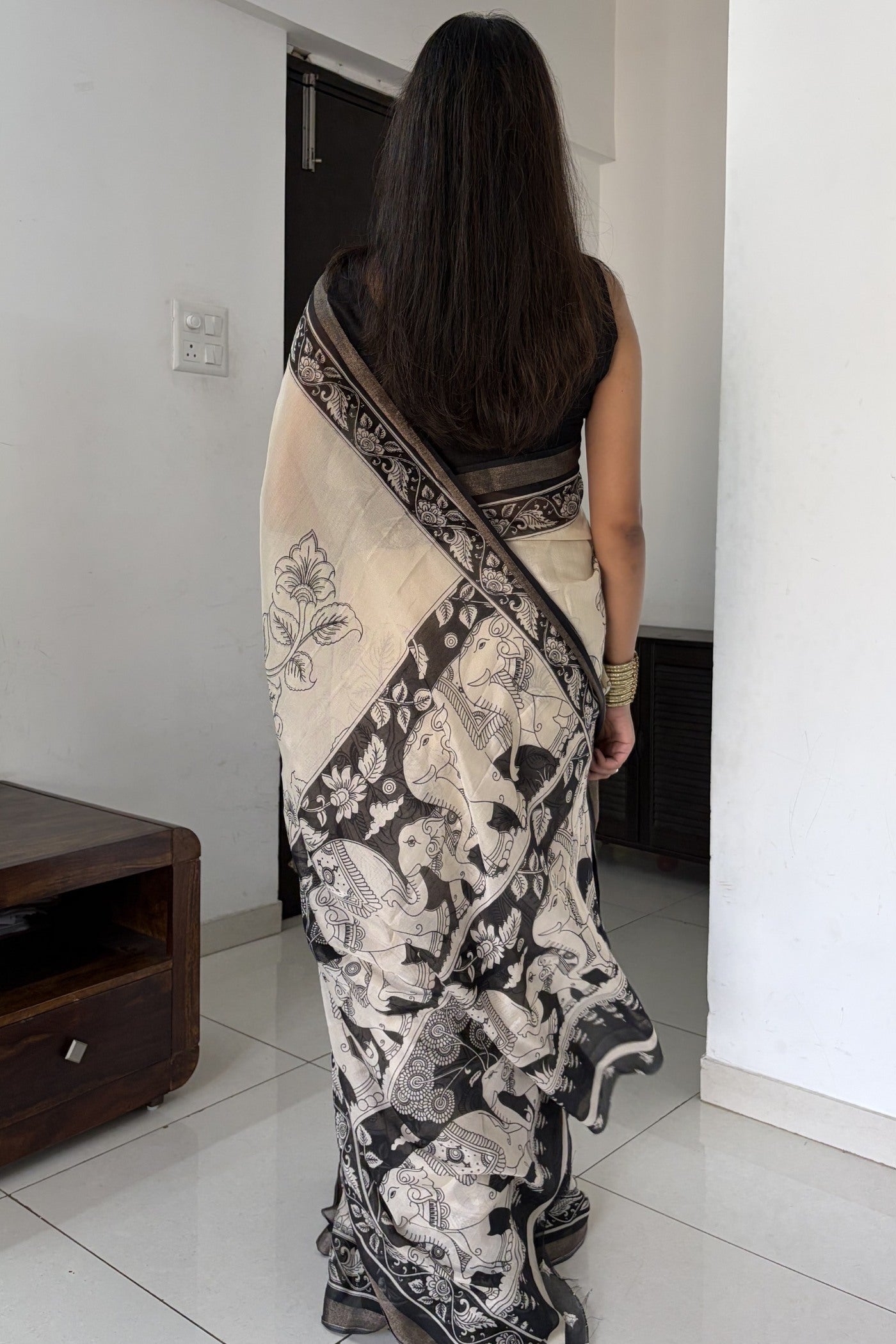 Buy MySilkLove Onyx Black and Cream Mul Cotton Kalamkari Saree Online