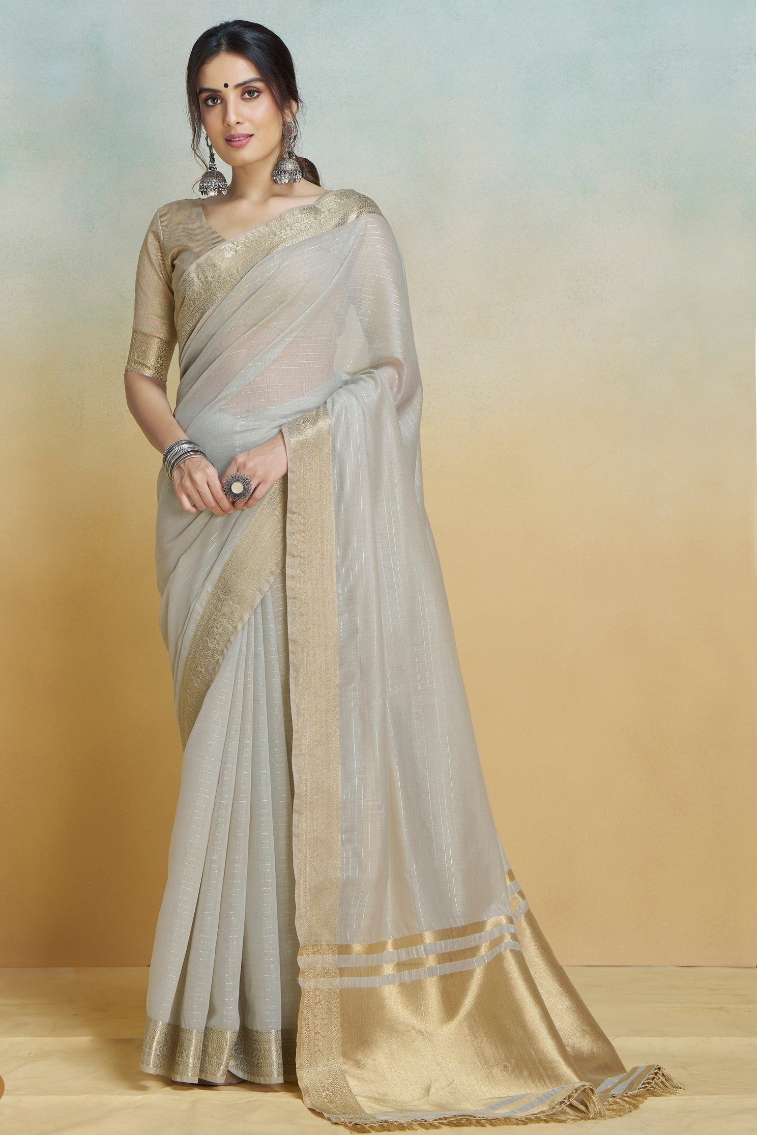 Buy MySilkLove Dusty Grey Woven Maheshwari Saree Online