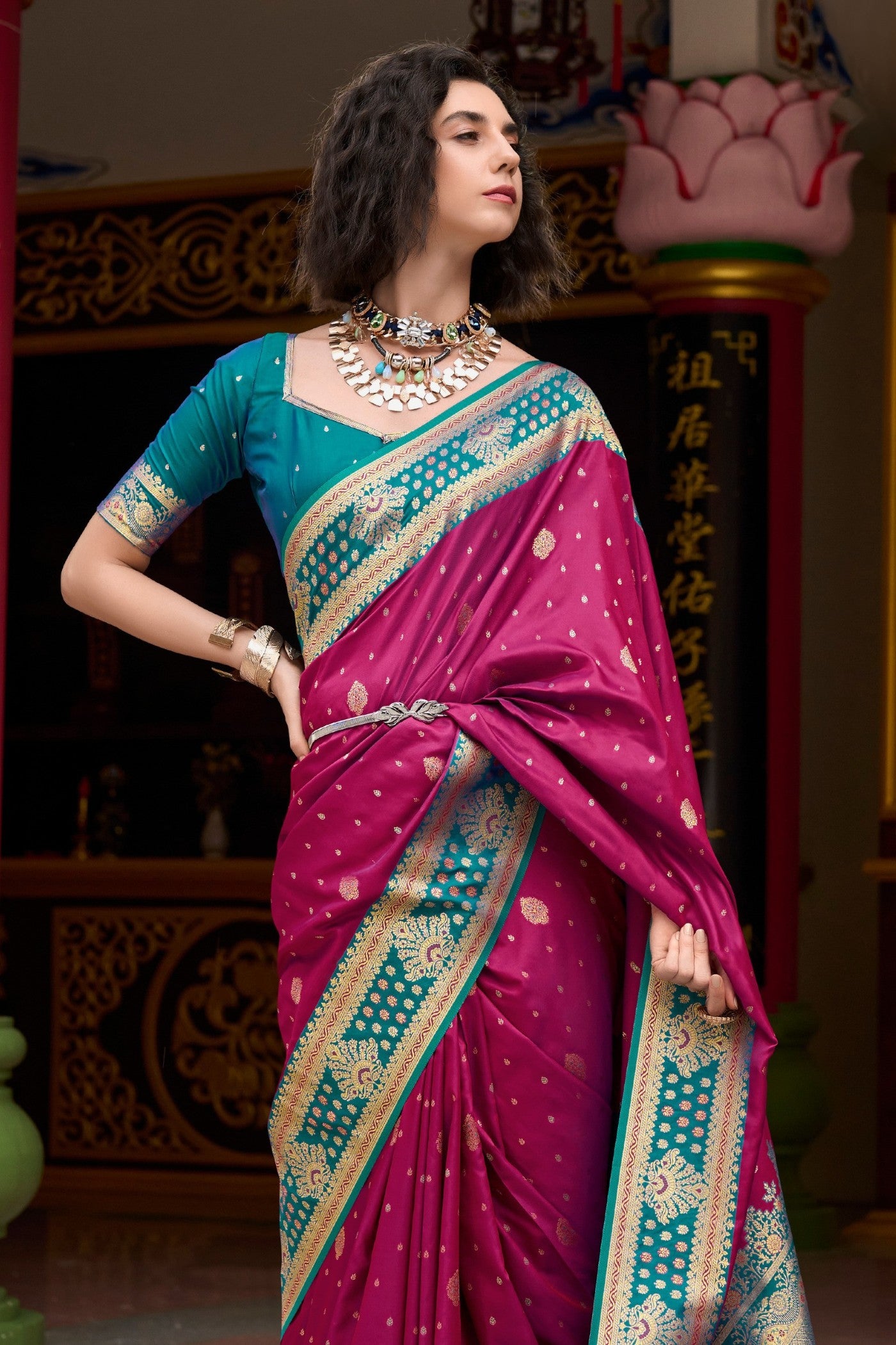 Buy MySilkLove Verbena Purple Woven Banarasi Saree Online