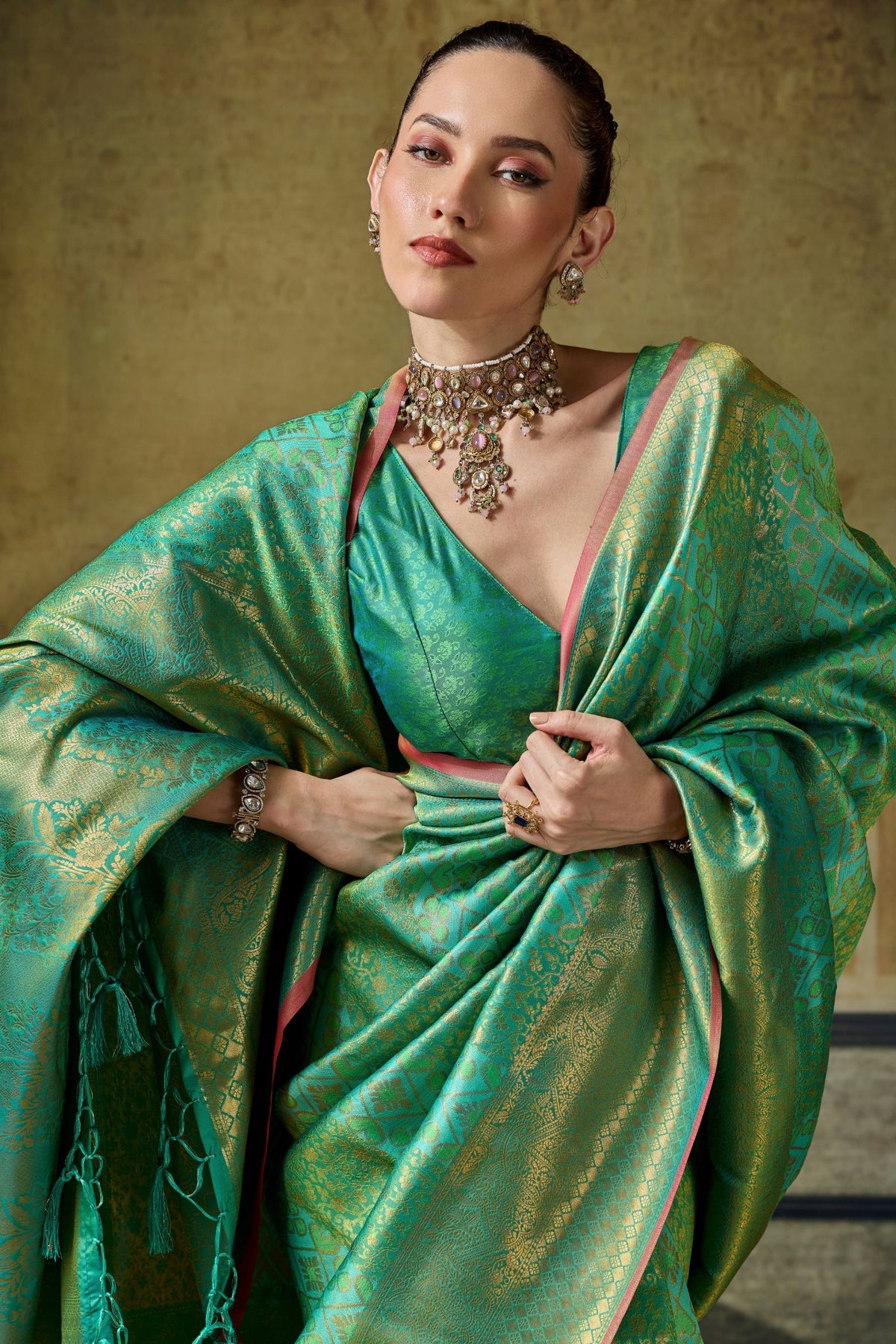 Buy MySilkLove Leaf Green Kanjivaram Handloom Saree Online