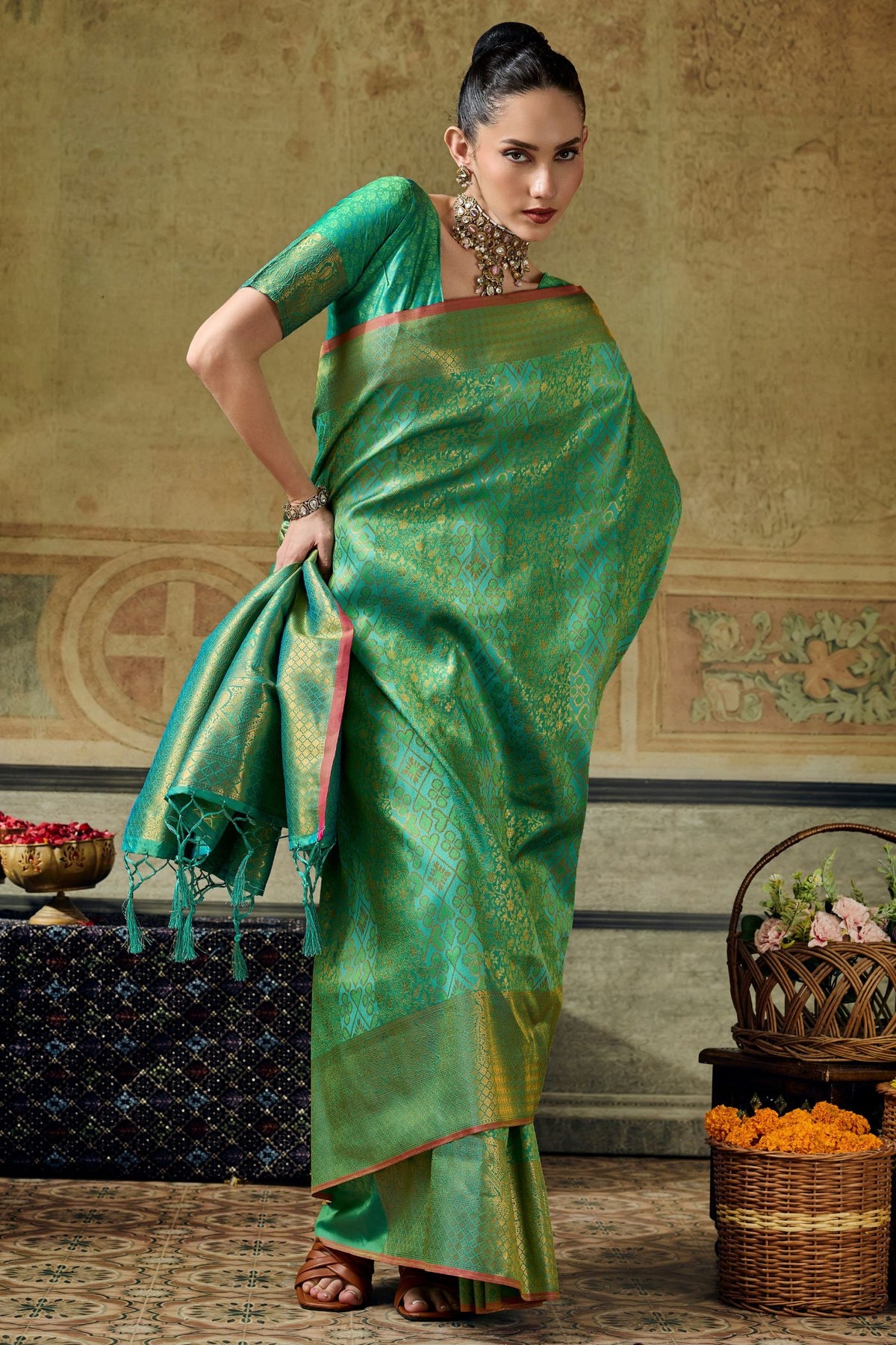 Buy MySilkLove Leaf Green Kanjivaram Handloom Saree Online