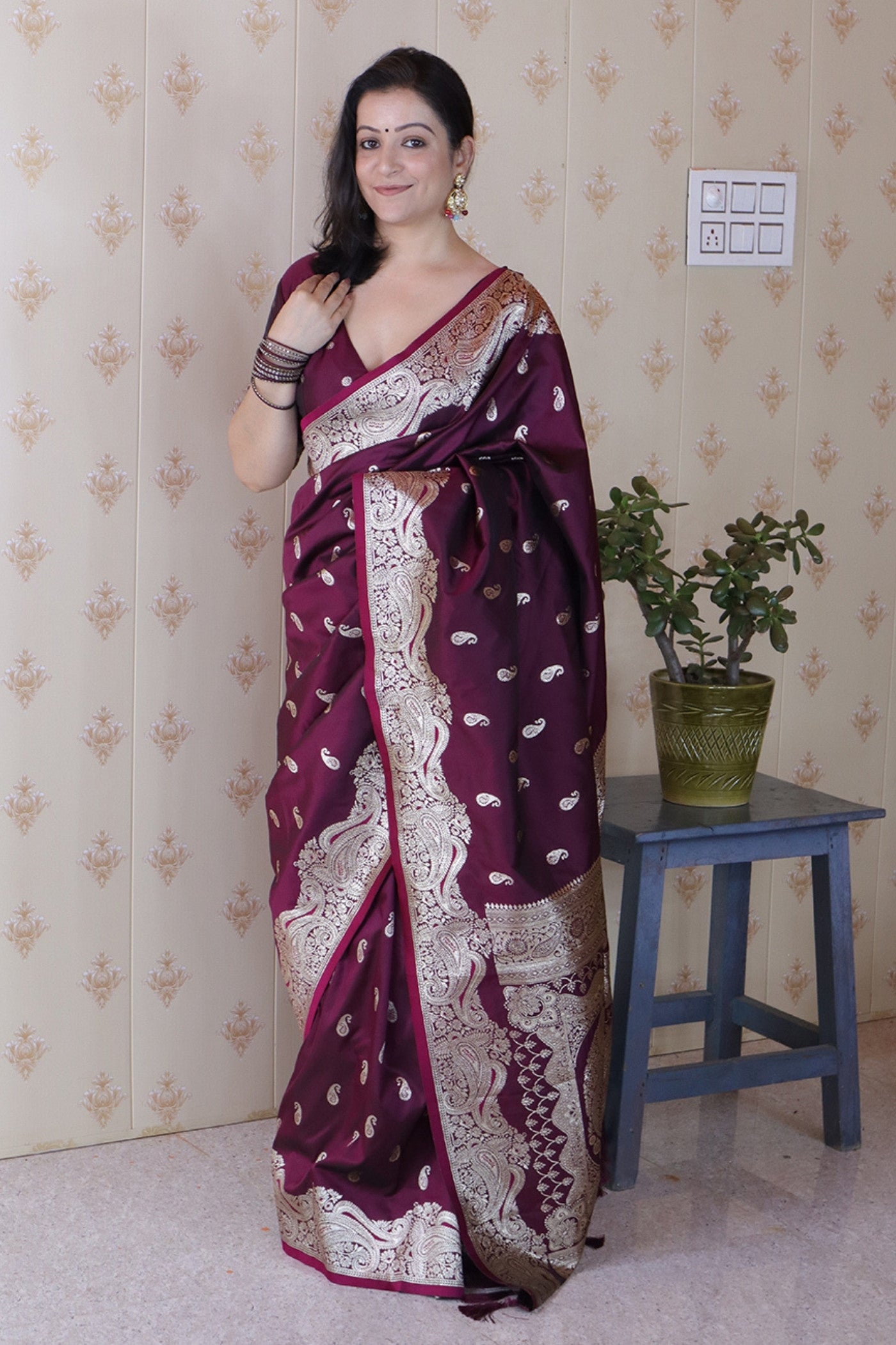 Buy MySilkLove Dark Chocolate Banarasi Handloom Saree Online