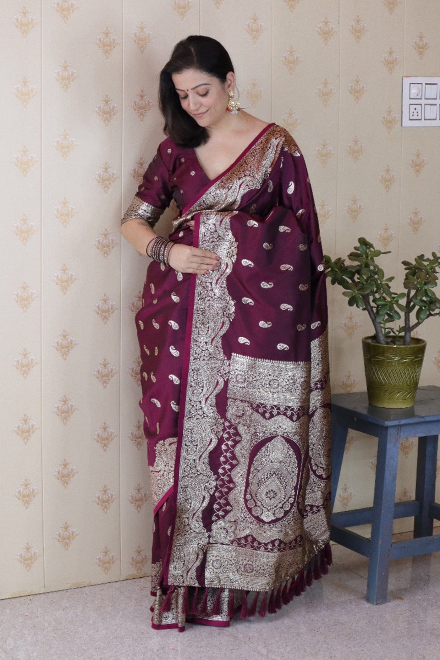 Buy MySilkLove Dark Chocolate Banarasi Handloom Saree Online