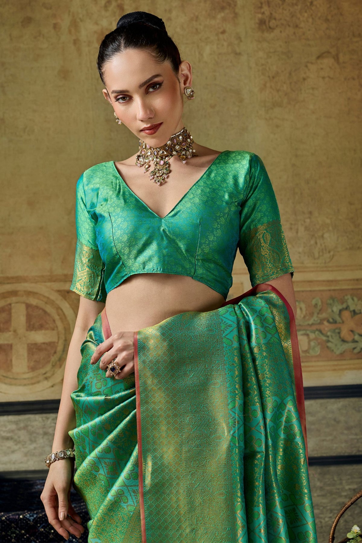 Buy MySilkLove Leaf Green Kanjivaram Handloom Saree Online