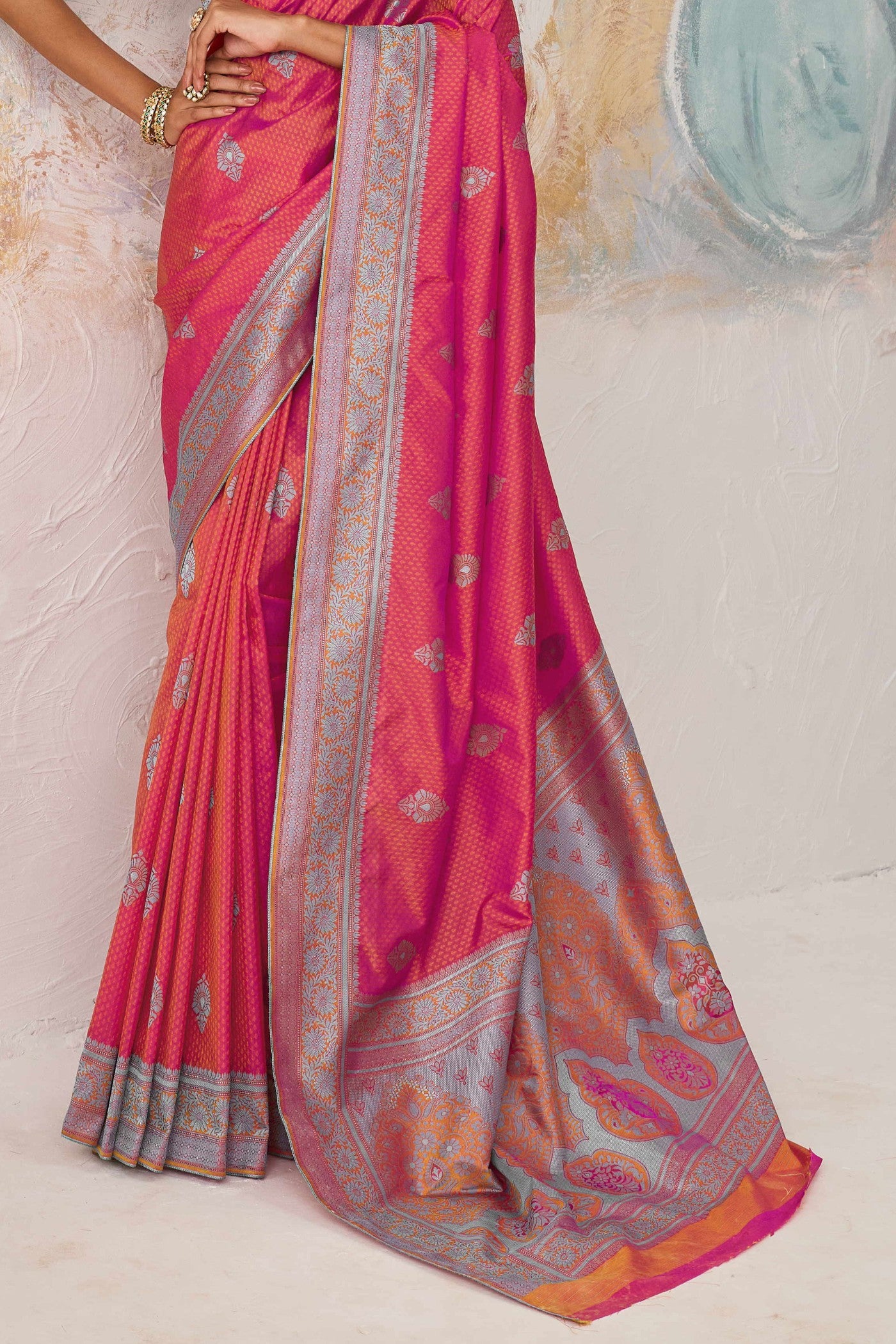 Buy MySilkLove Flamingo Pink Woven Tanchoi Kanjivaram Saree Online