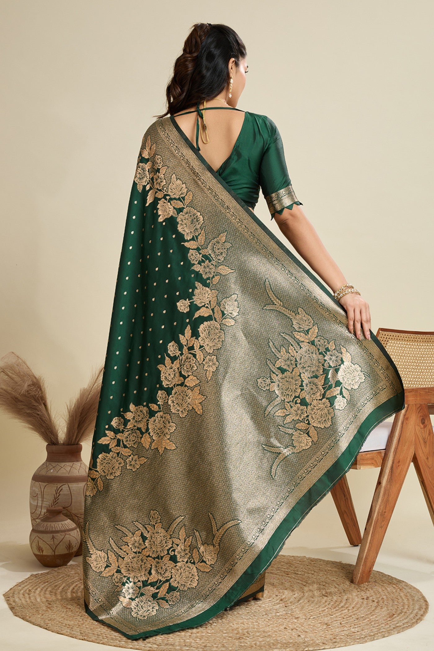 Buy MySilkLove Limerick Green Zari Woven Soft Kanjivaram Saree Online