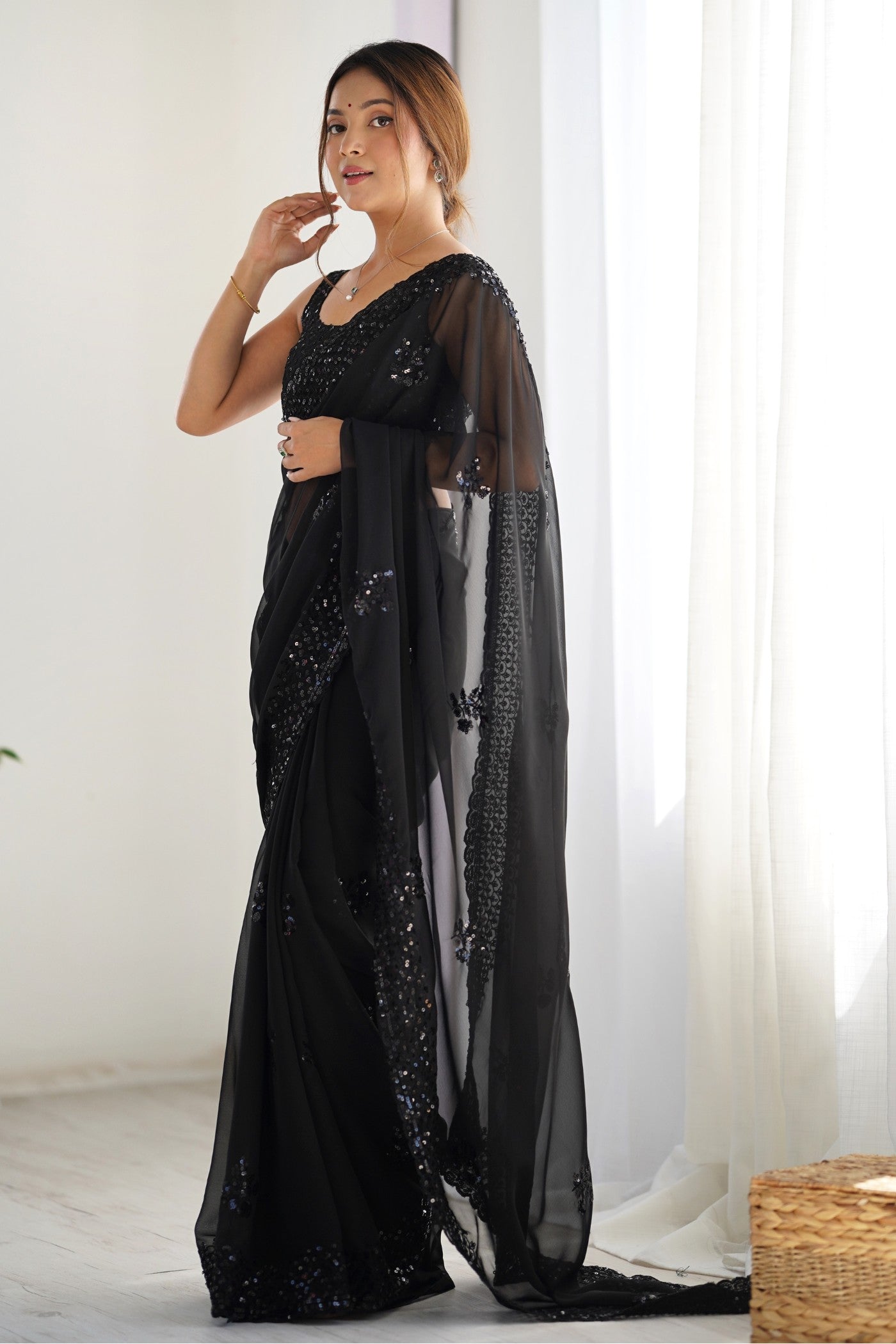 Buy MySilkLove Tuna Black Georgette Partywear Saree Online