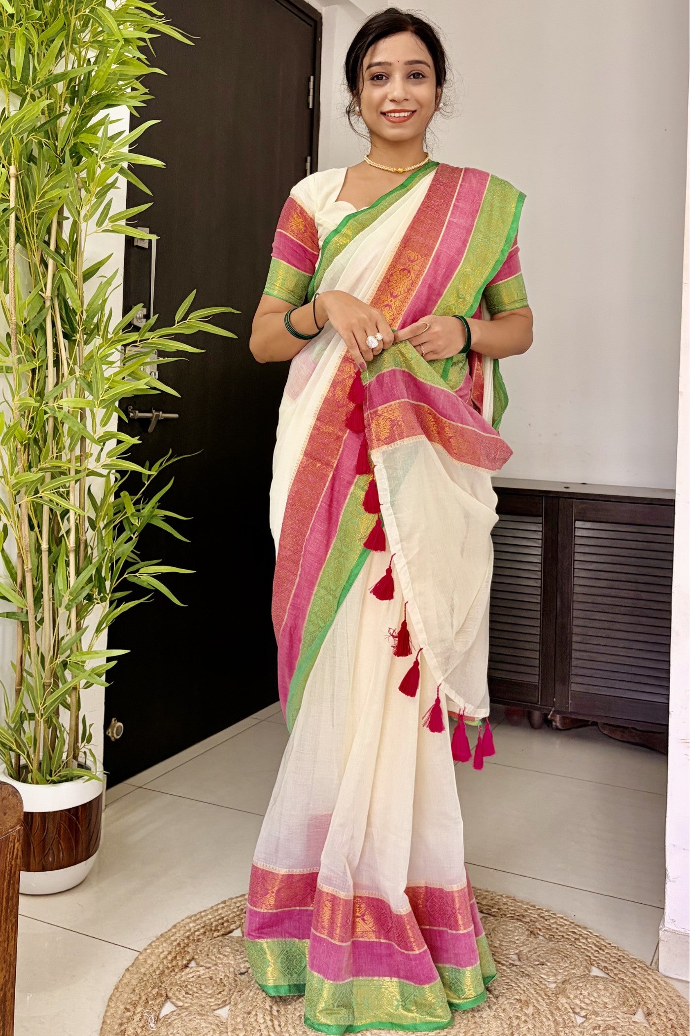 Buy MySilkLove Jasmine White Mul Mul Cotton Kanchi Border Saree Online