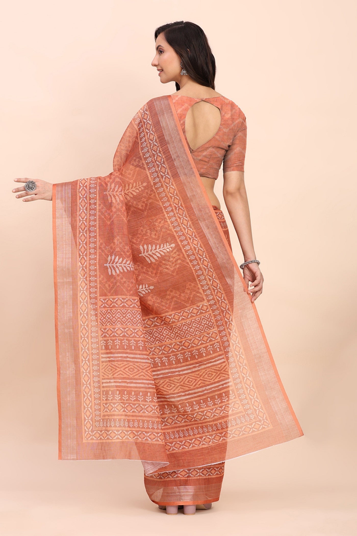 Buy MySilkLove Glossy Orange Woven Linen Cotton Saree Online