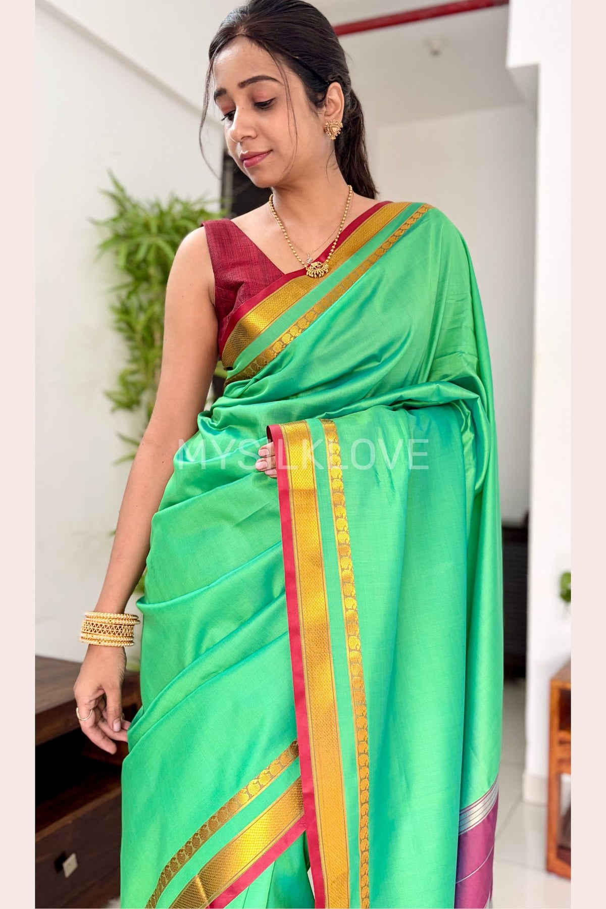 Buy MySilkLove Emerald Green Pure Silk Kanjivaram Saree Online